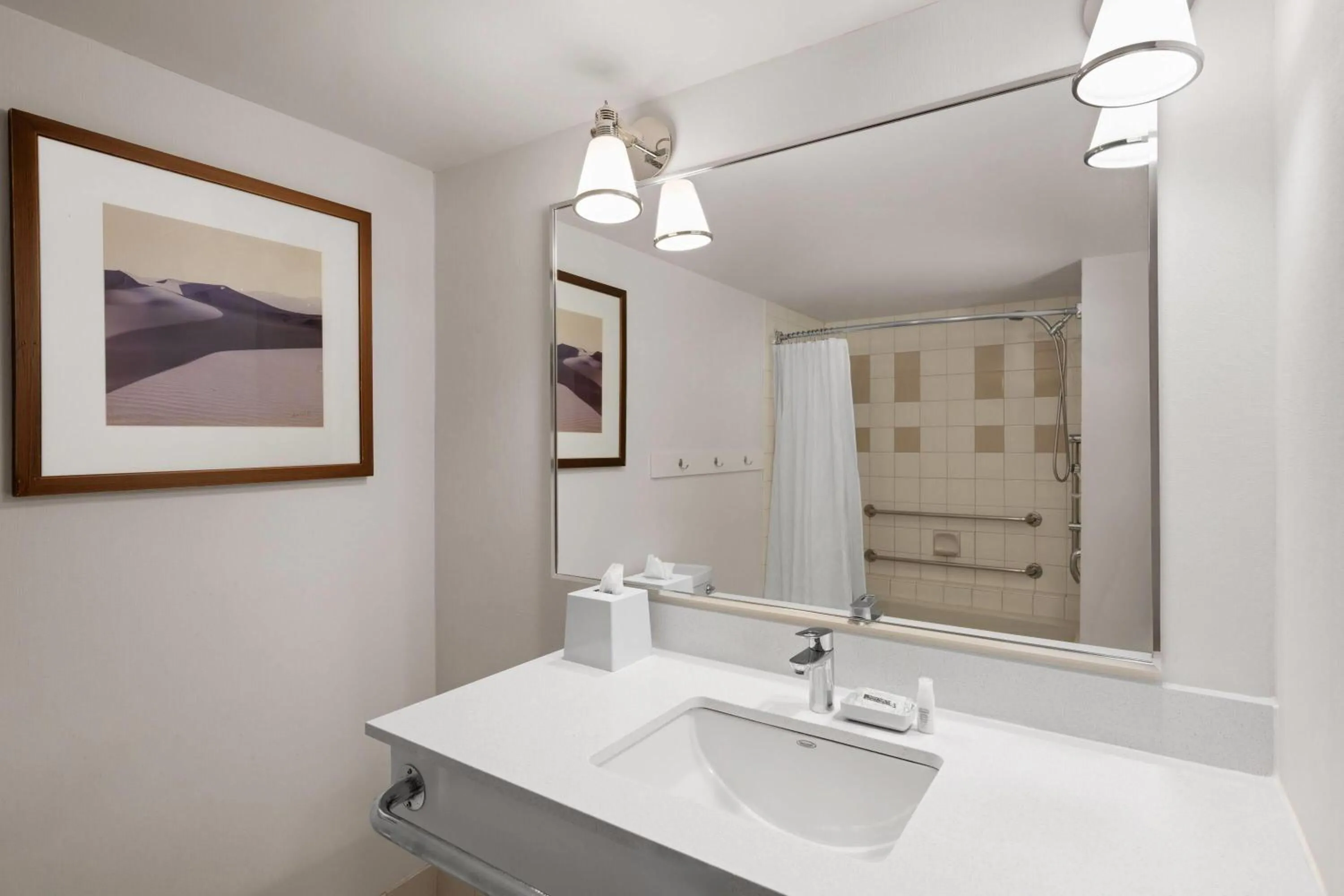 Bathroom in Lakeview Signature, Trademark Collection by Wyndham