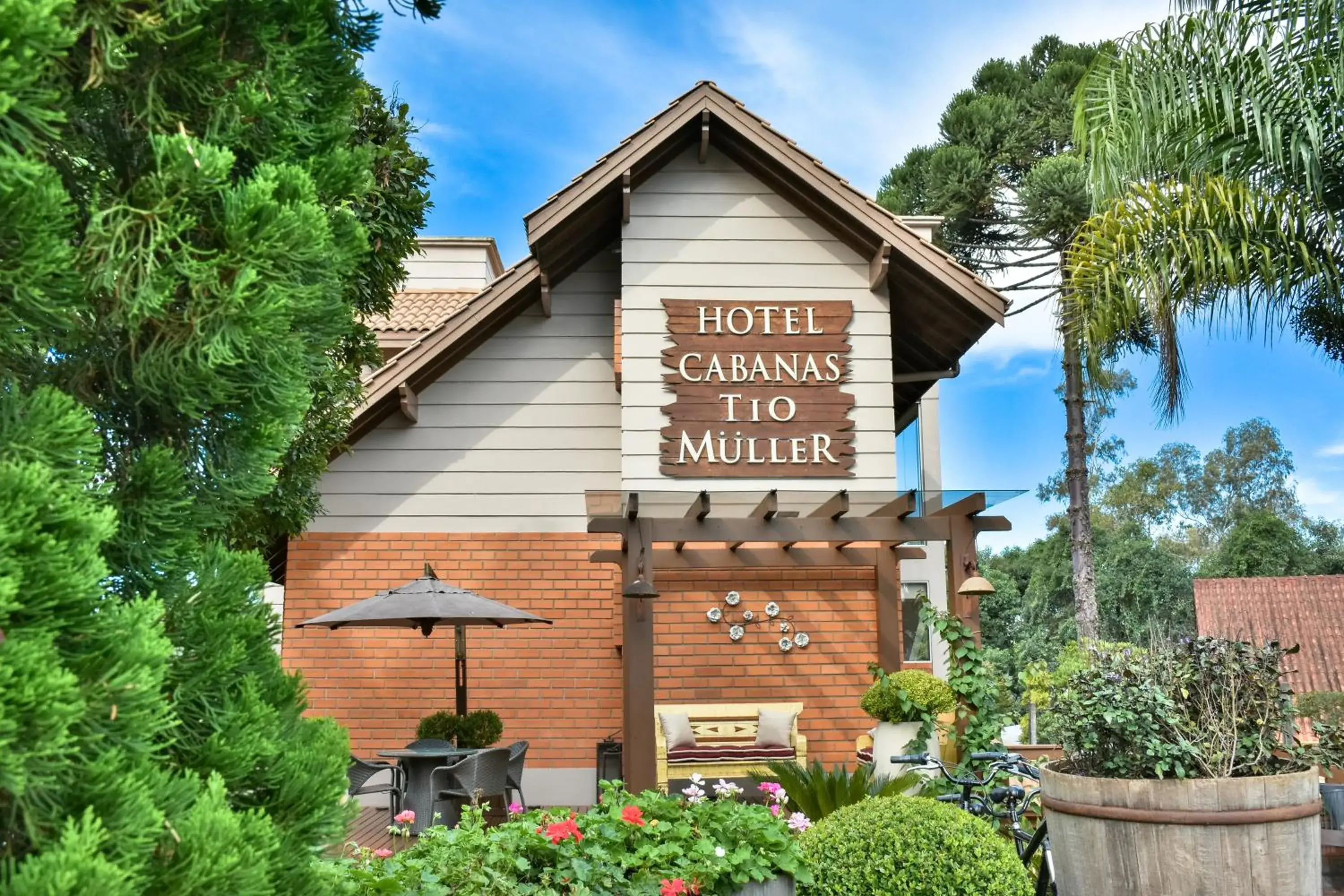 Facade/entrance in Hotel Cabanas Tio Müller Facade/entrance in Hotel Cabanas Tio Müller