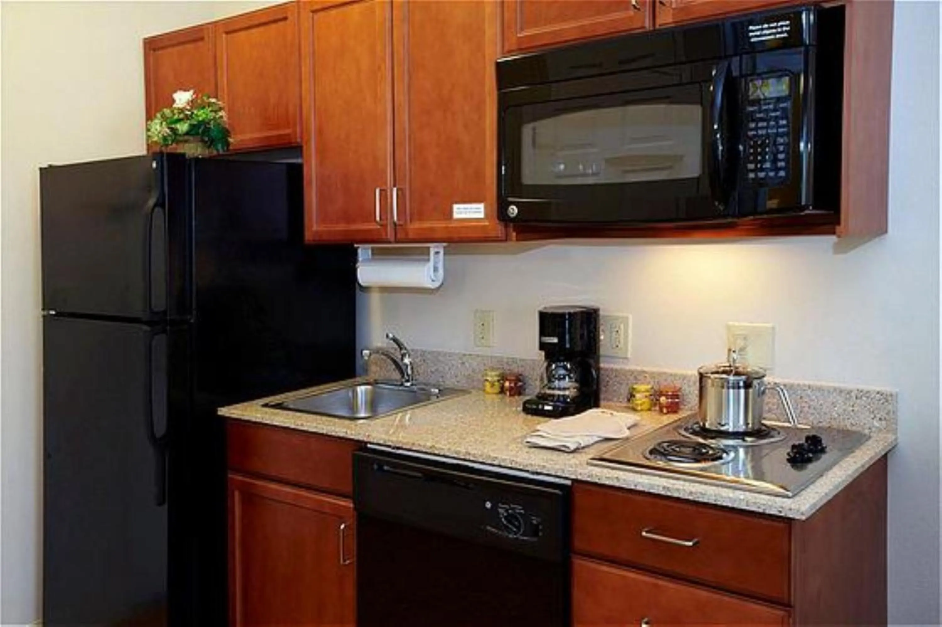 Bedroom in Candlewood Suites Vicksburg by IHG