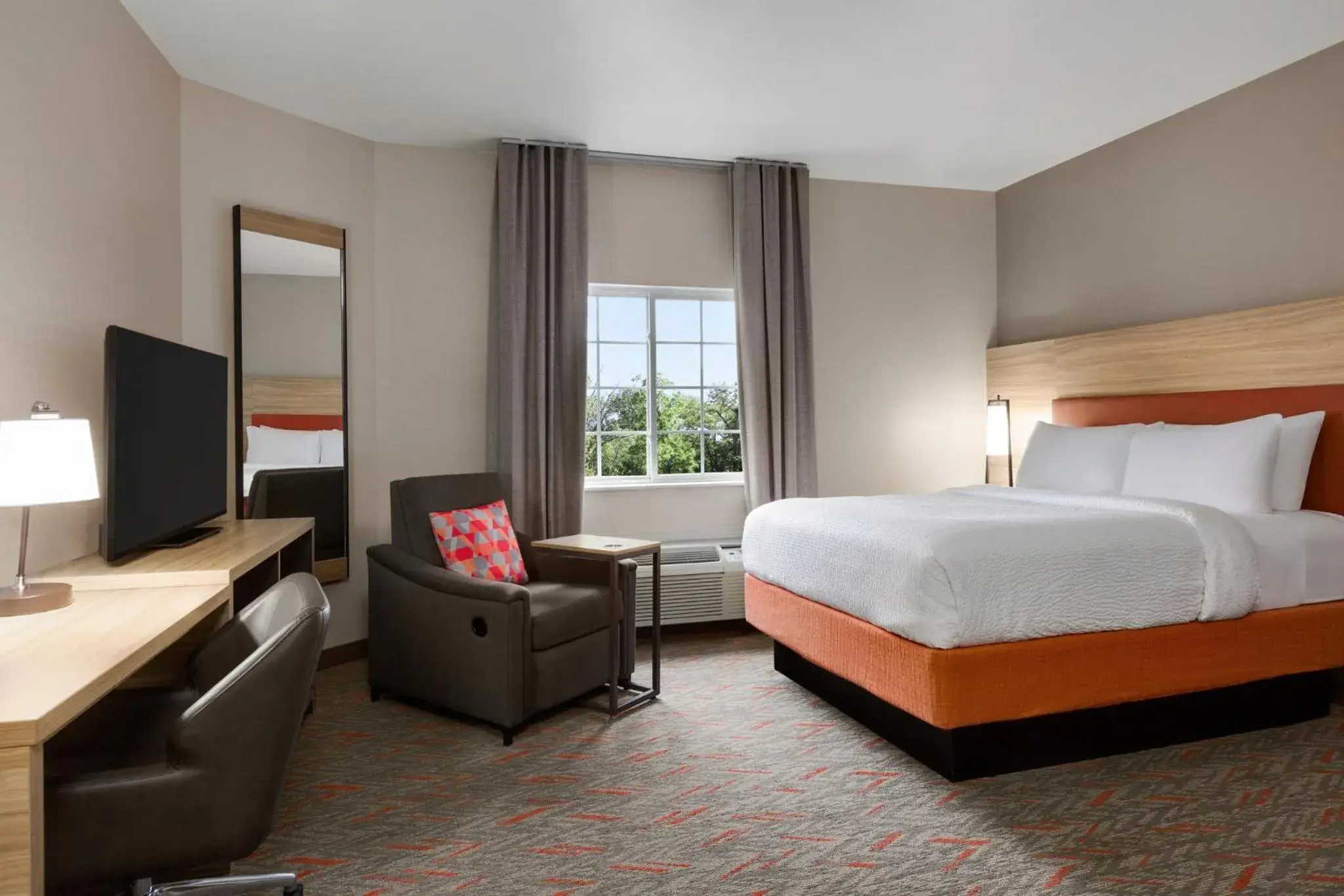 Queen Studio Suite - Disability Access in Candlewood Suites Vicksburg by IHG Queen Studio Suite - Disability Access in Candlewood Suites Vicksburg by IHG