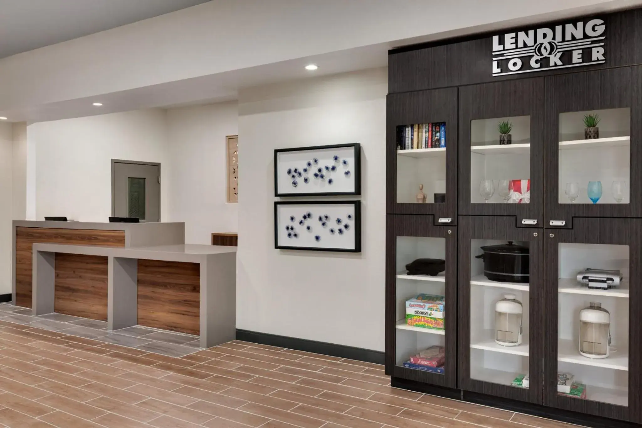 Lobby or reception in Candlewood Suites Vicksburg by IHG Lobby or reception in Candlewood Suites Vicksburg by IHG