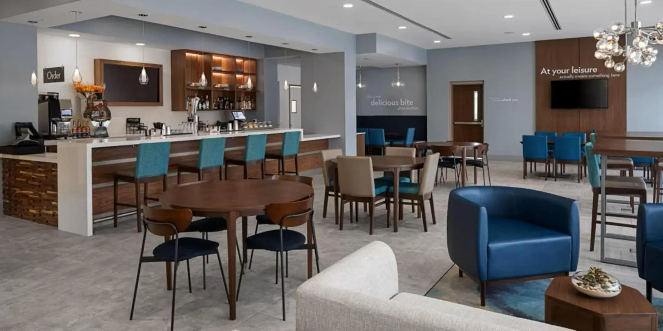 Restaurant/places to eat in EVEN Hotels Sarasota-Lakewood Ranch by IHG Restaurant/places to eat in EVEN Hotels Sarasota-Lakewood Ranch by IHG