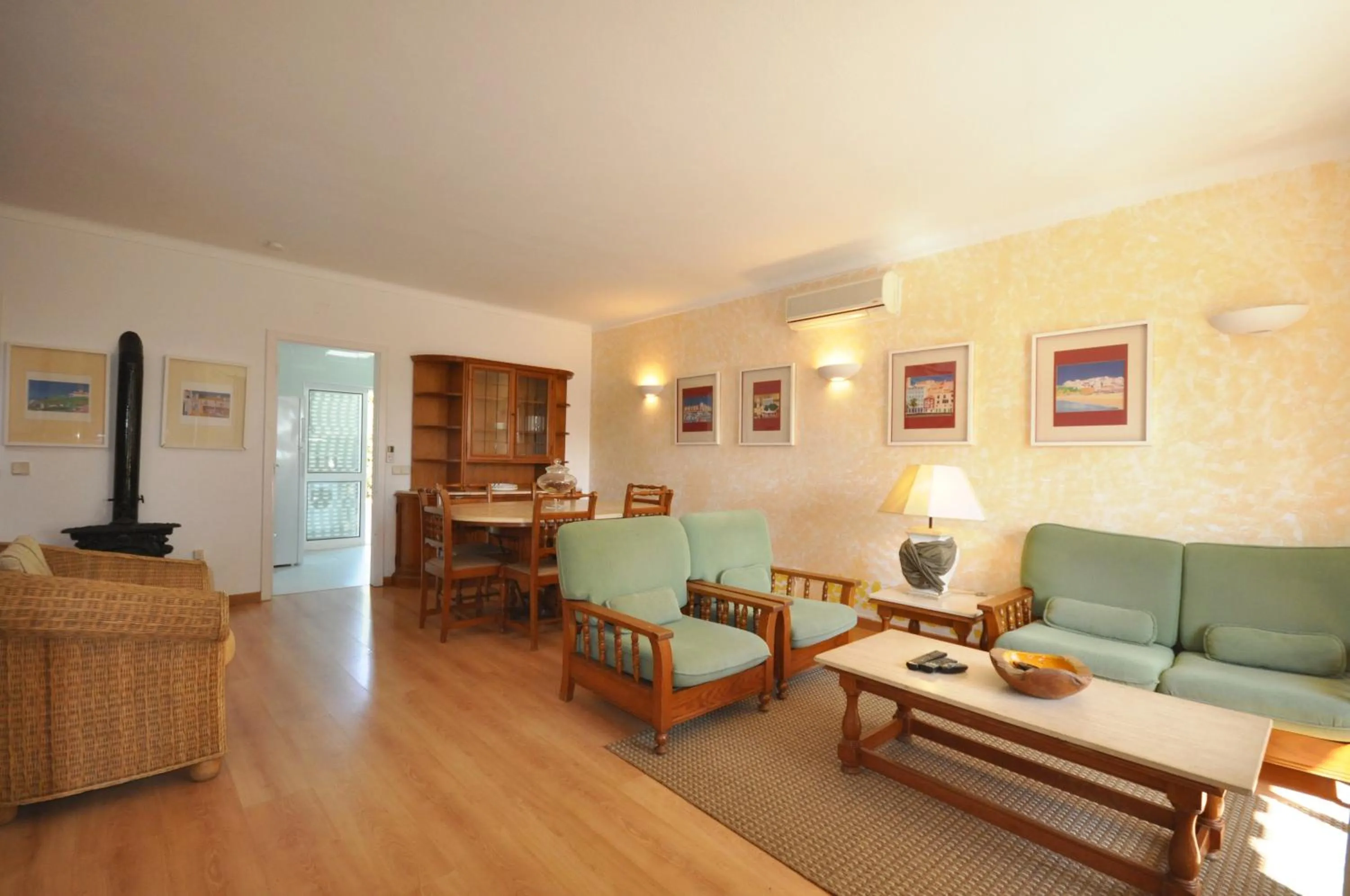 Communal lounge/ TV room in Modern, comfortable and well equipped private pool villa