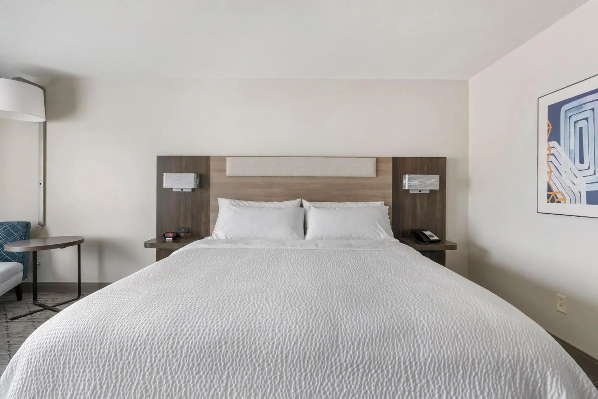 Photo of the whole room, Bed in Holiday Inn Express Peru-Lasalle Area by IHG