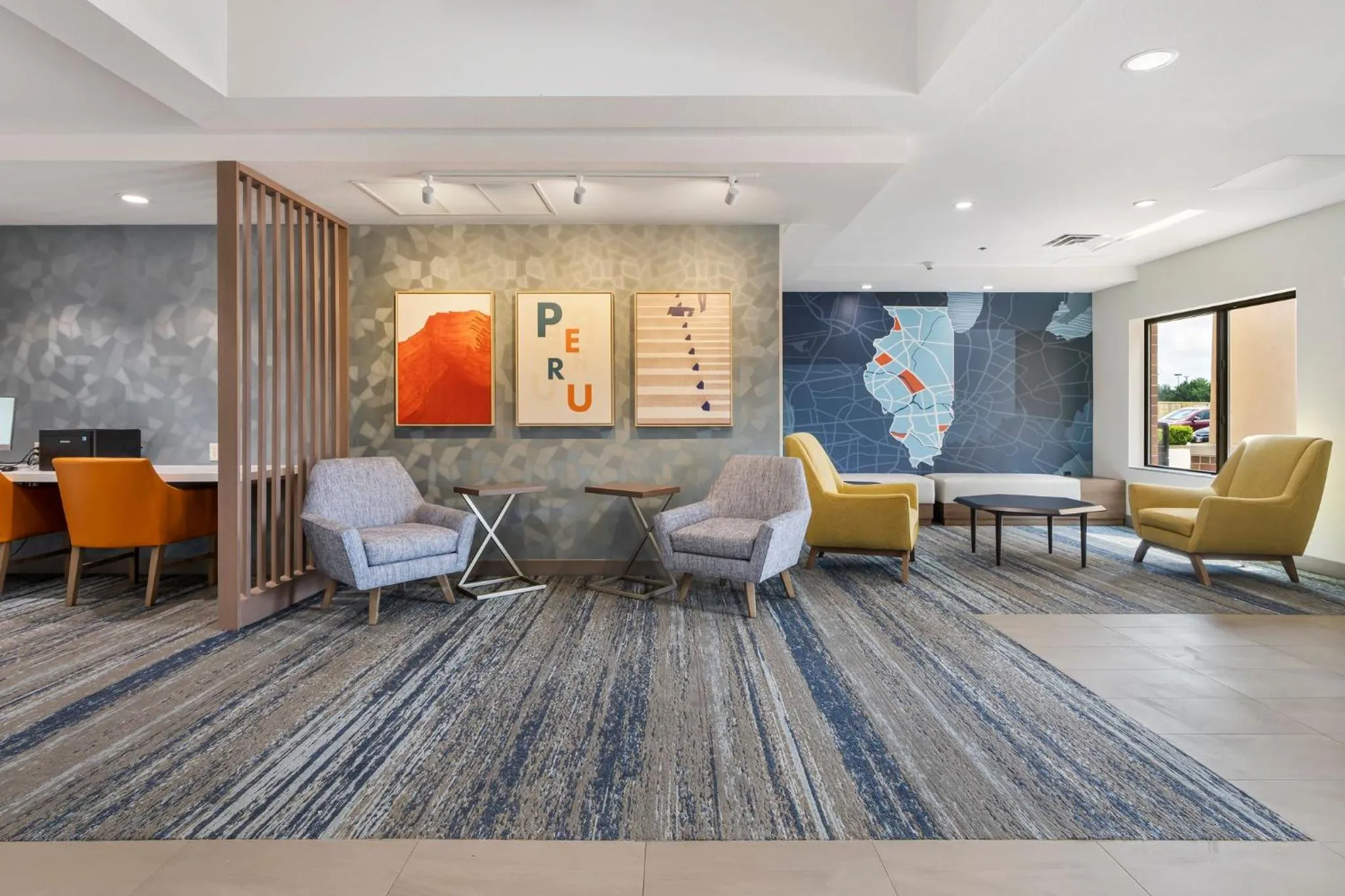 Property building in Holiday Inn Express Peru-Lasalle Area by IHG