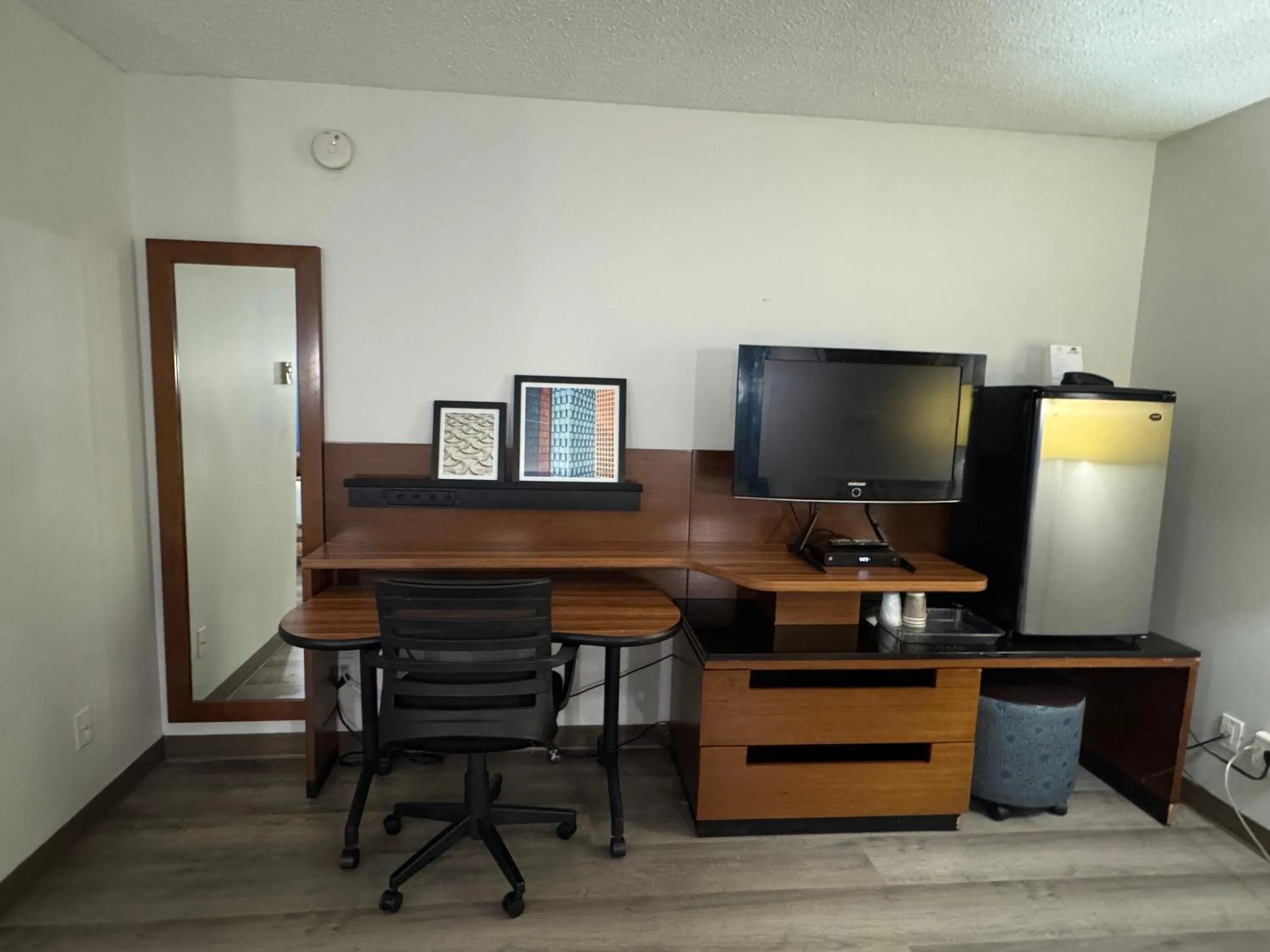 Canadas Best Value Inn Kelowna