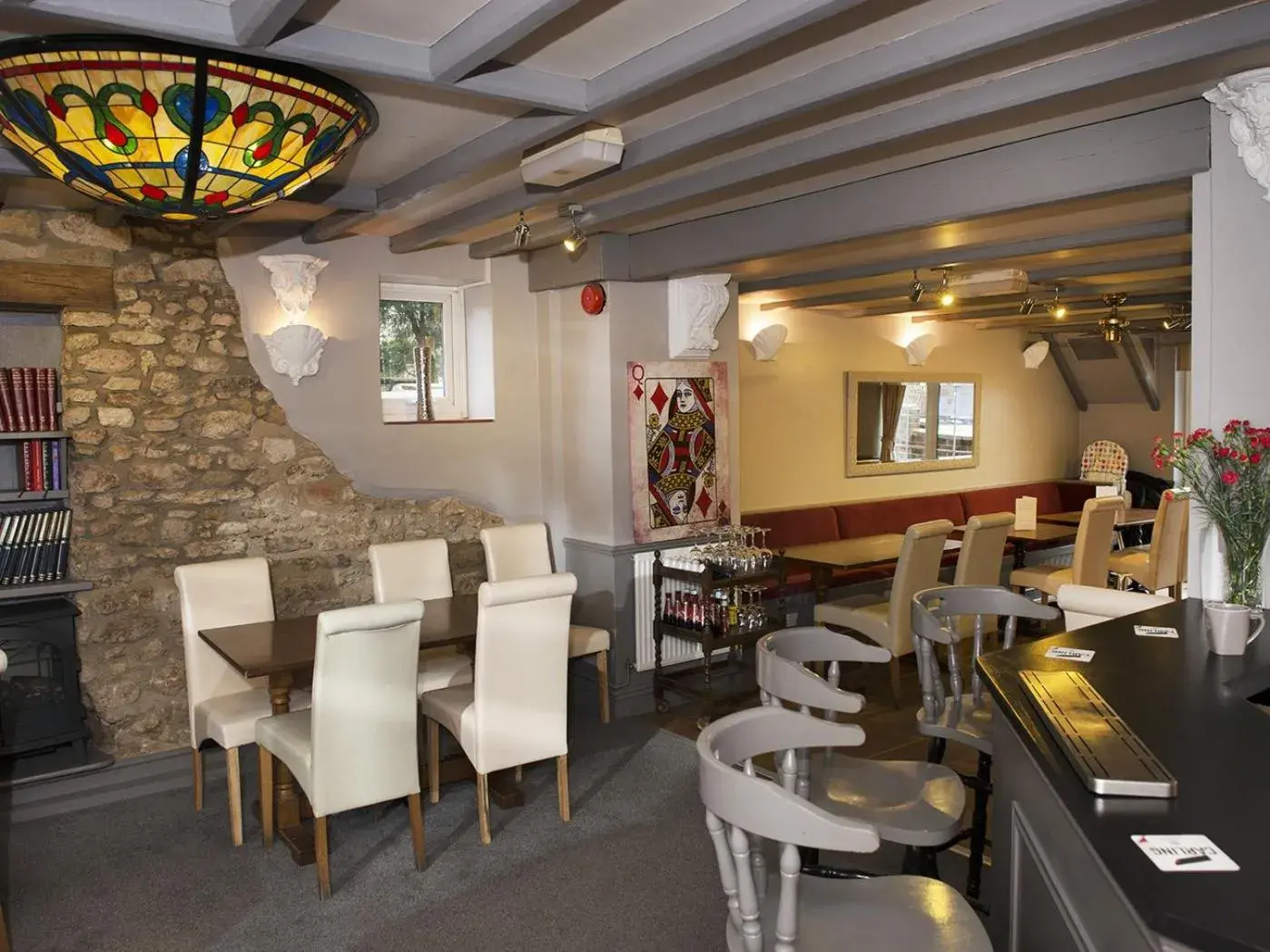 Living room in The Queens Head Living room in The Queens Head