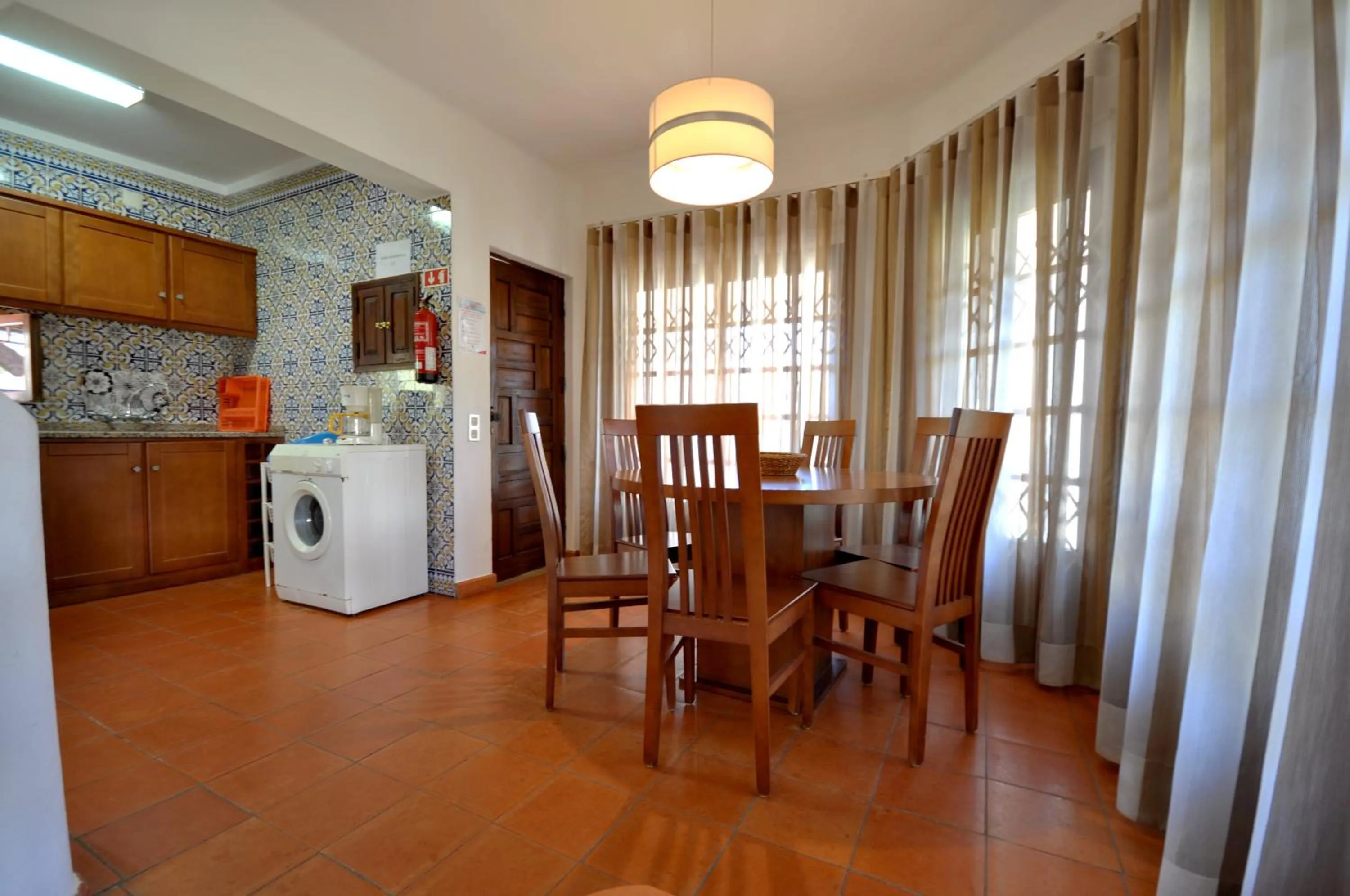 Dining area in Perfect Retreat Overlooking Pinhal Golf Course, Private pool, Off-street parking