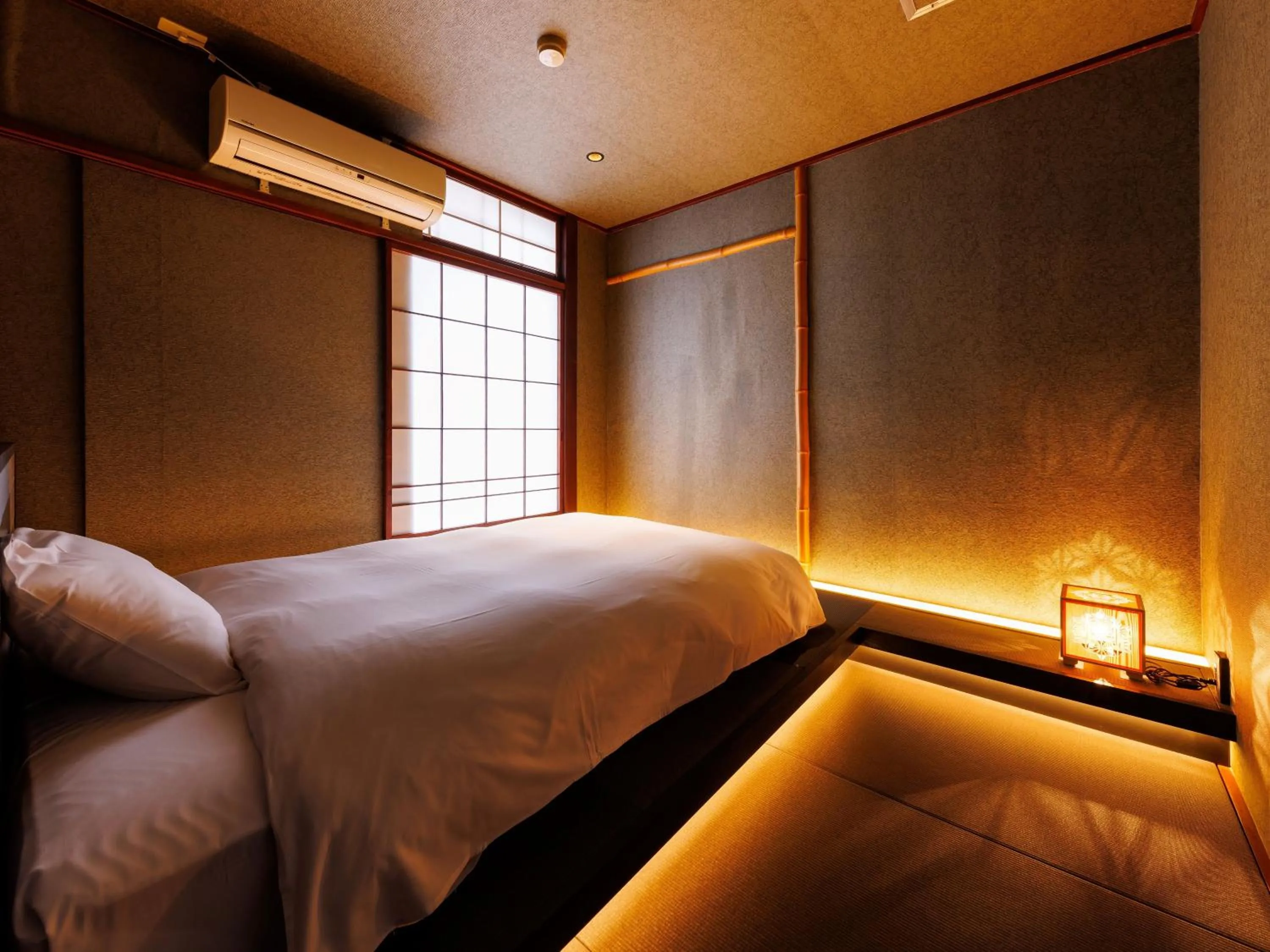 Bed in Kurofune Hotel