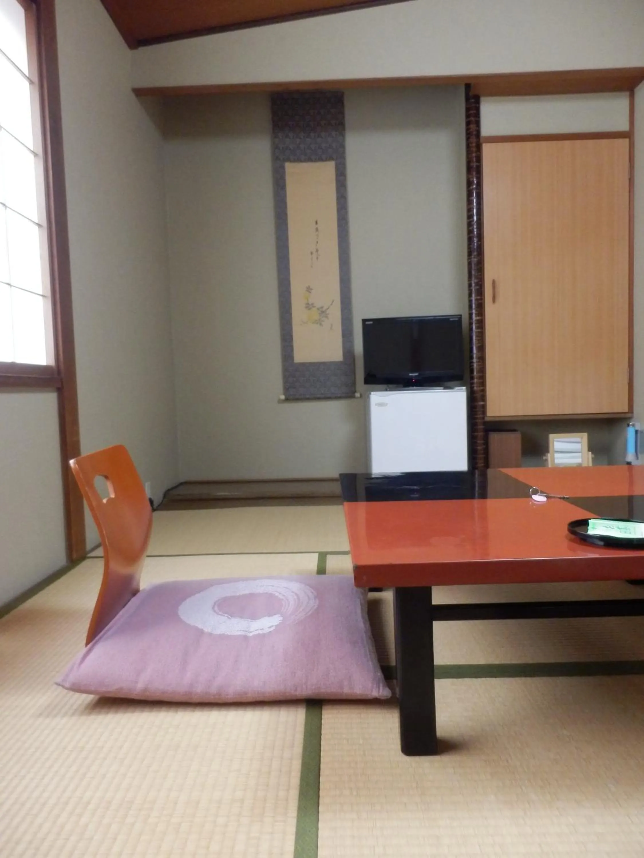Photo of the whole room in Kikunoya Ryokan