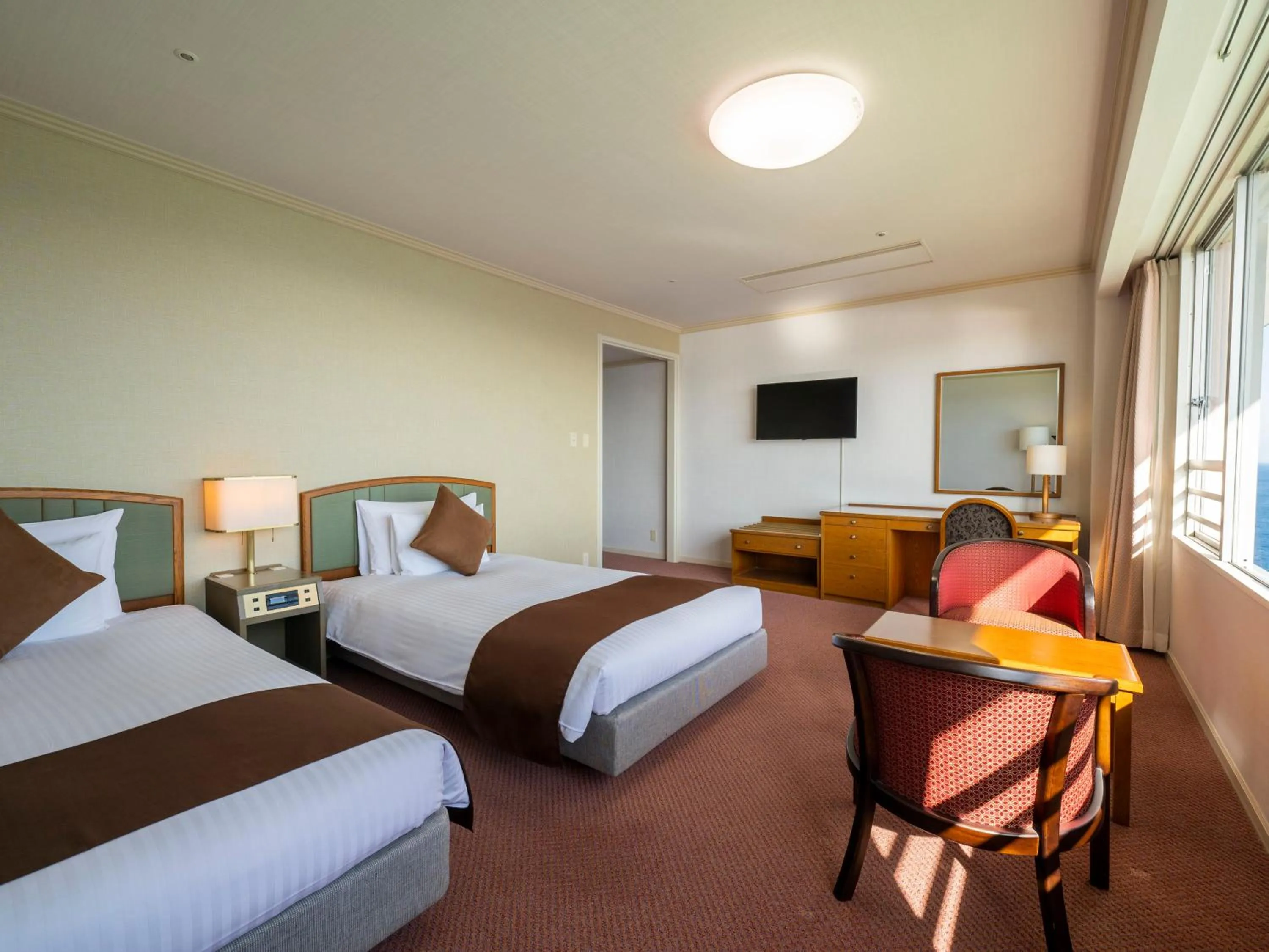 Photo of the whole room, Bed in Hotel New Akao