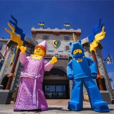 Facade/entrance in LEGOLAND California Hotel and Castle Hotel