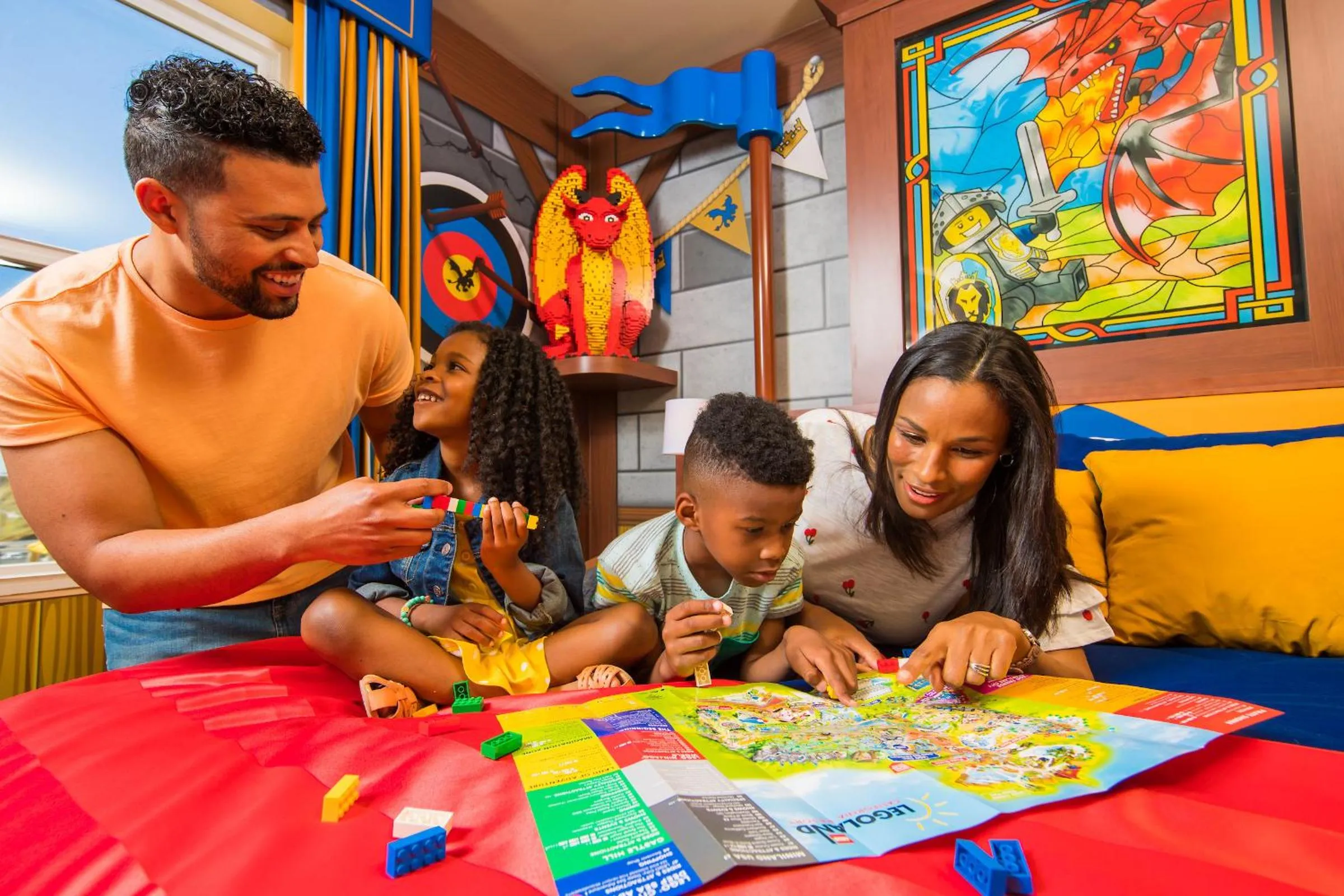 Coffee/tea facilities in LEGOLAND California Hotel and Castle Hotel