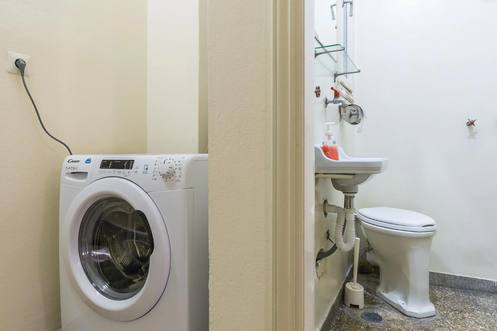 Victoria Queens Paradise Apartments