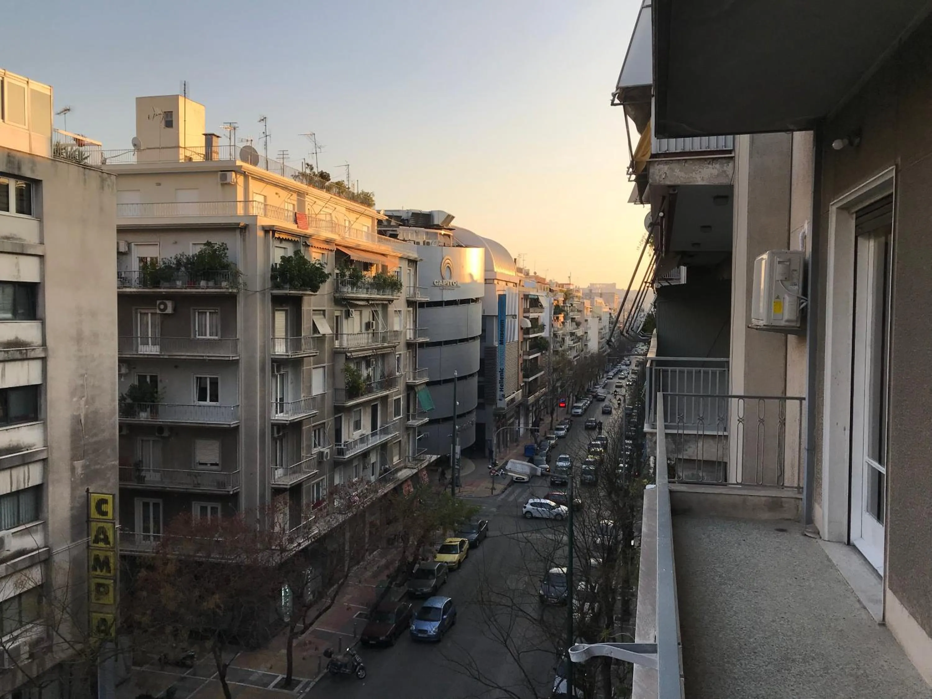 Victoria Queens Paradise Apartments