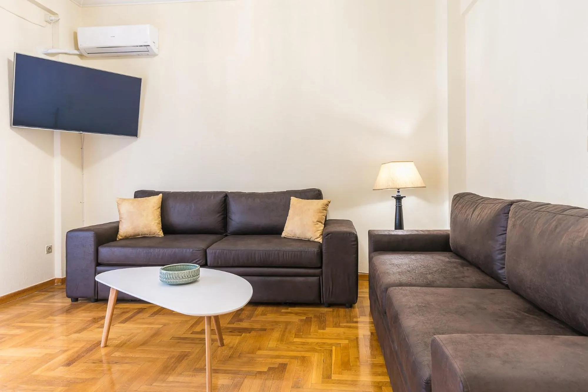 Victoria Queens Paradise Apartments