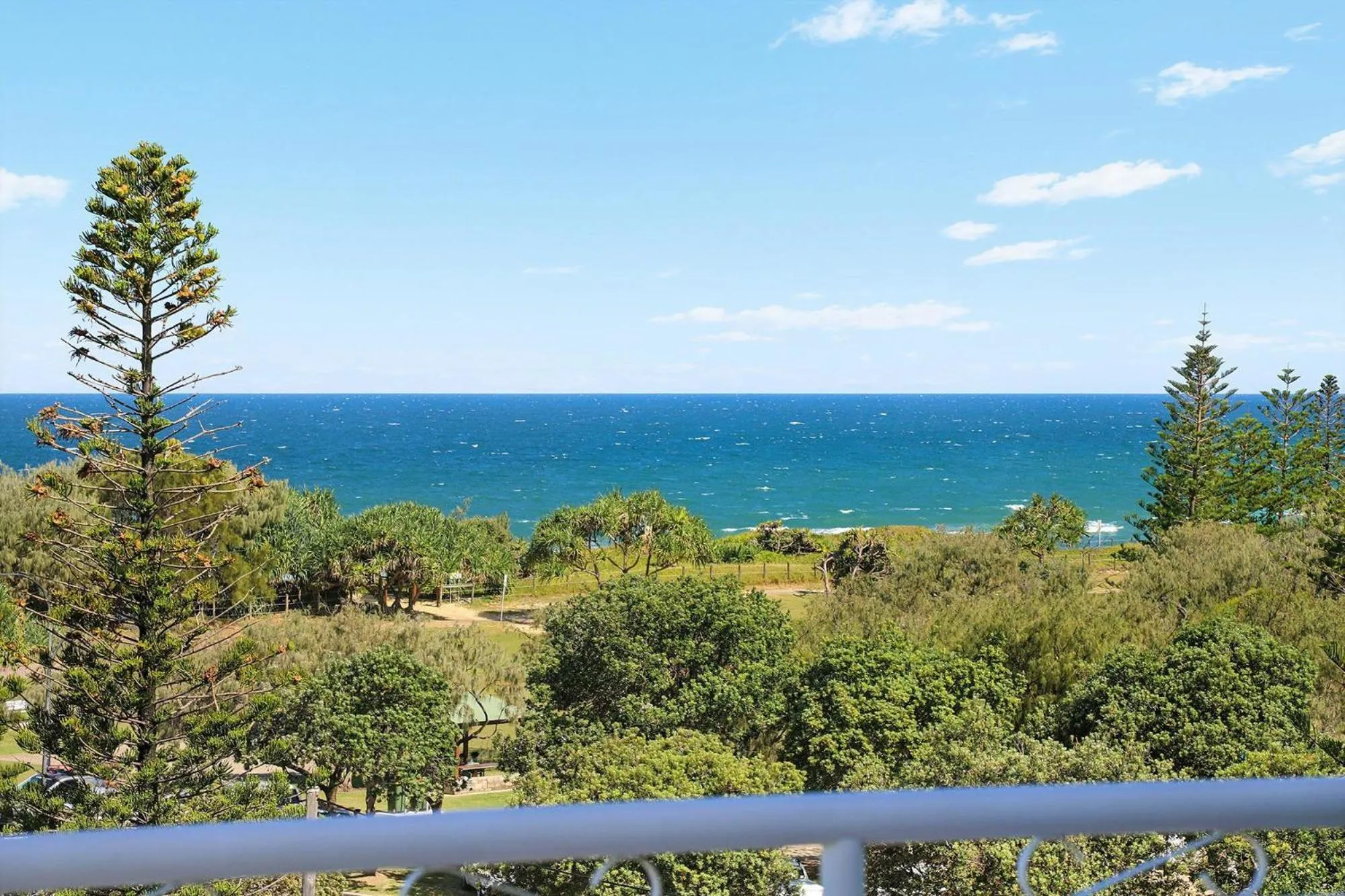 Beachside Resort Kawana Waters