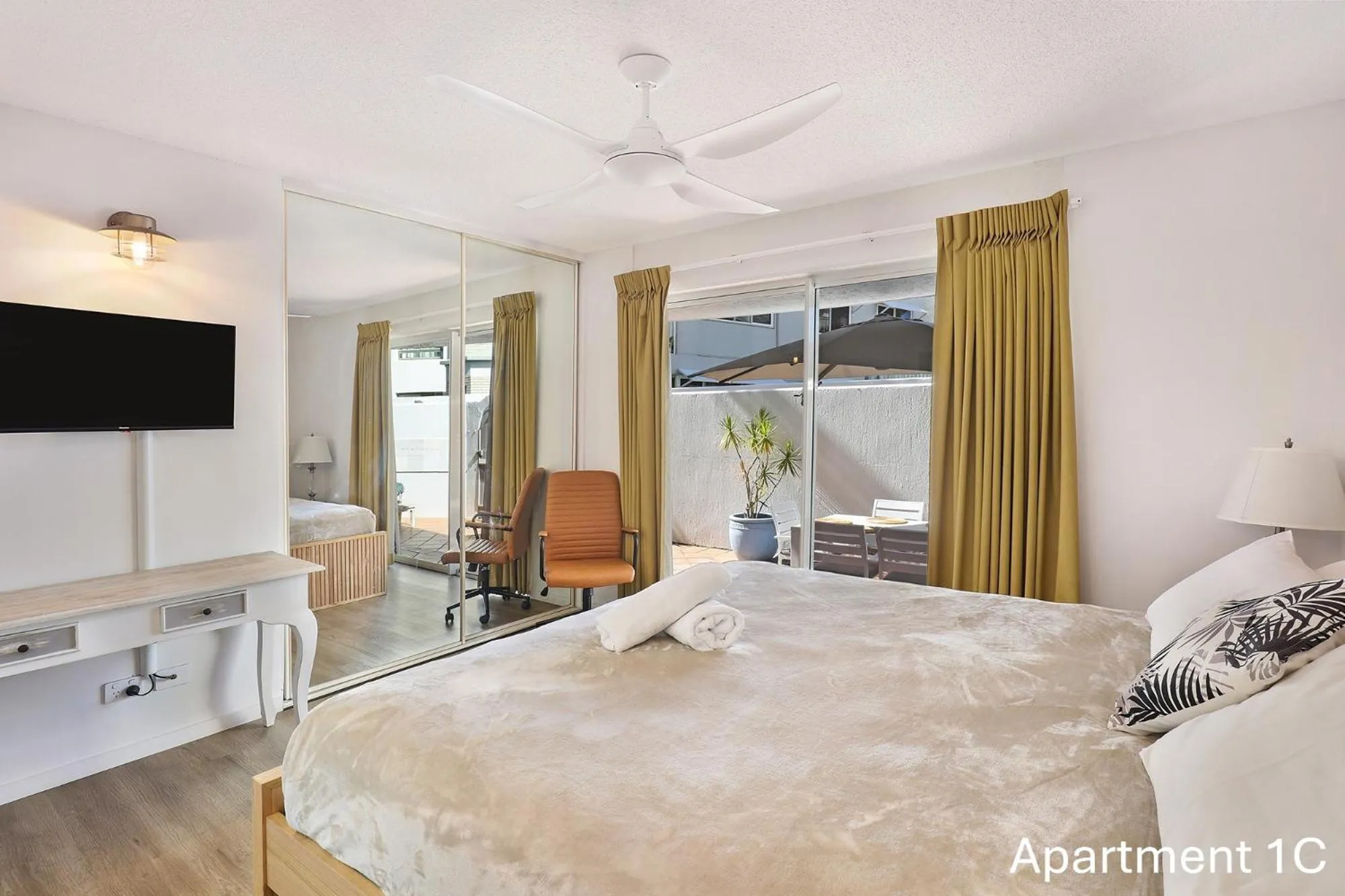 Bed in Beachside Resort Kawana Waters