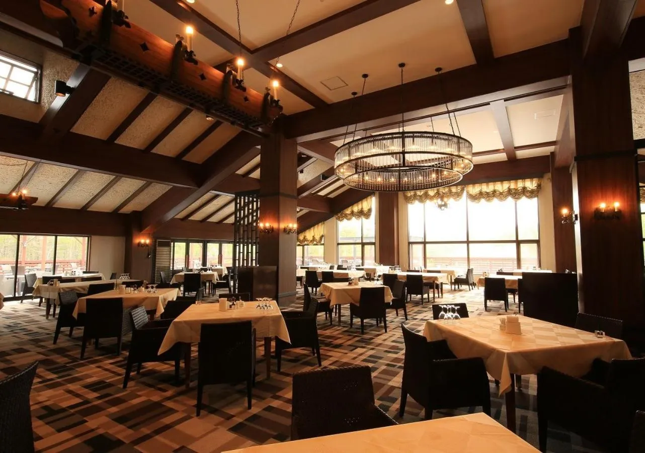 Restaurant/places to eat in Villa the Club Karuizawa