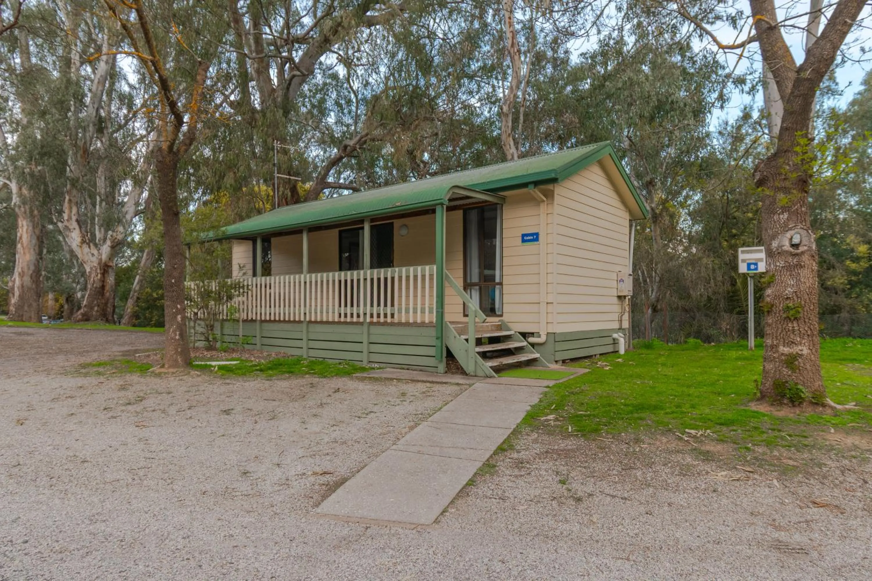 BIG4 Tiny Away Escape at Seymour Riverside