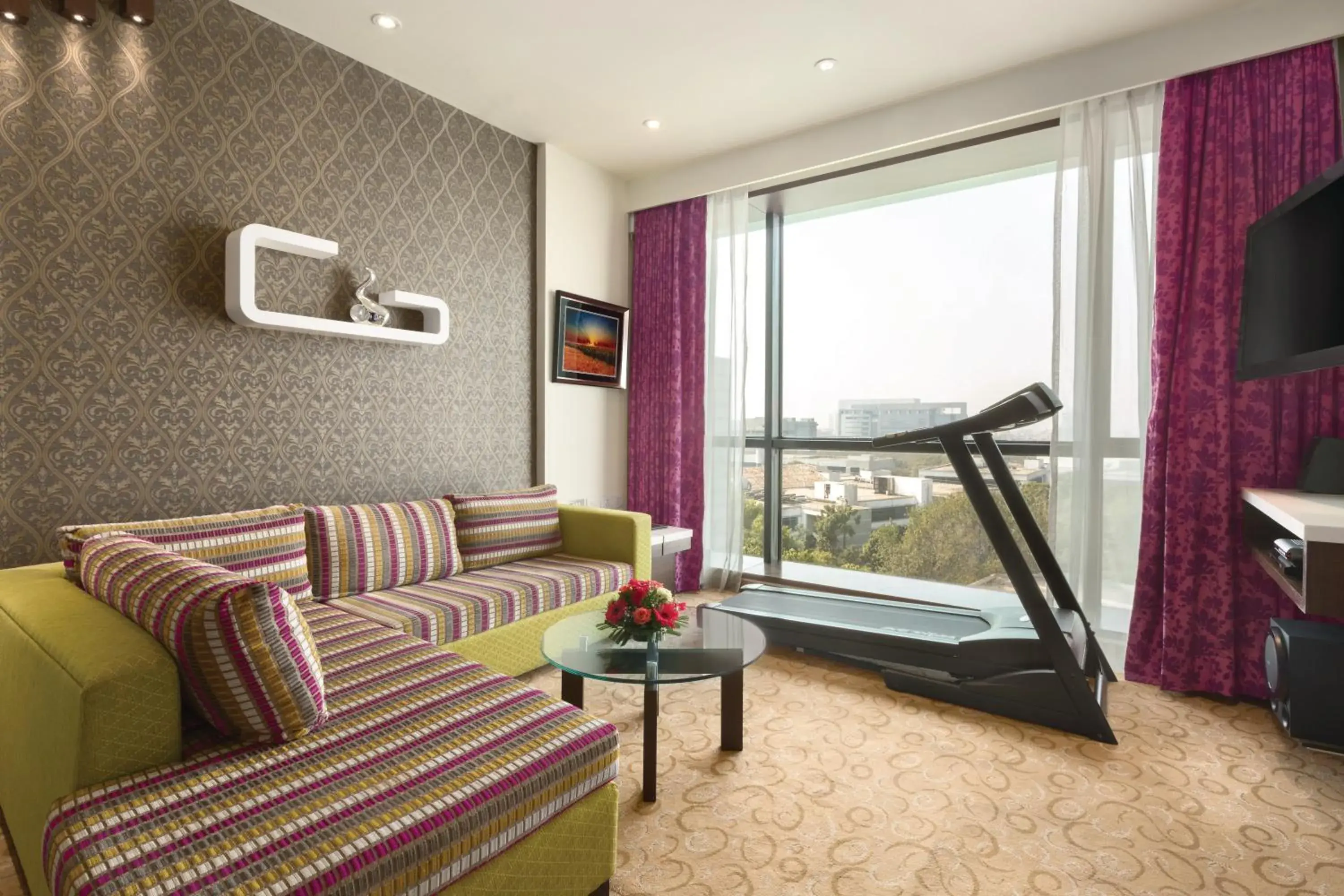 Living room in Ramada by Wyndham Navi Mumbai Living room in Ramada by Wyndham Navi Mumbai