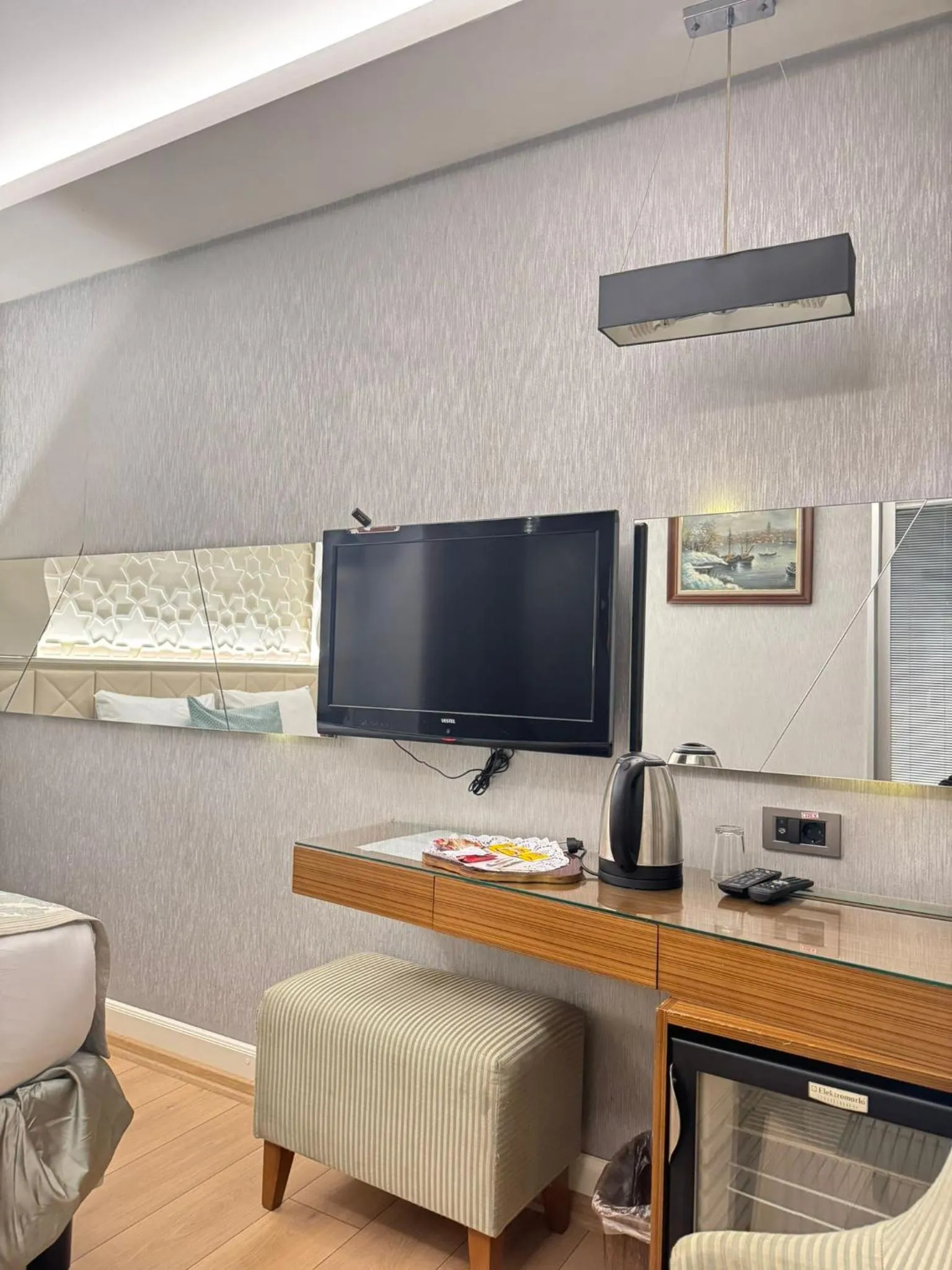 TV and multimedia in Style Star Hotel Cihangir