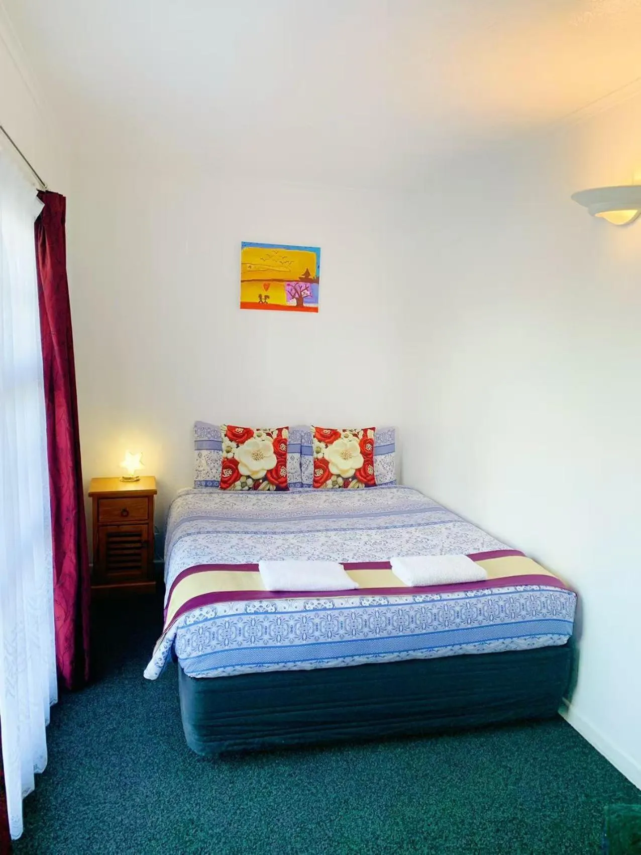 Bed in Kerry's Motel