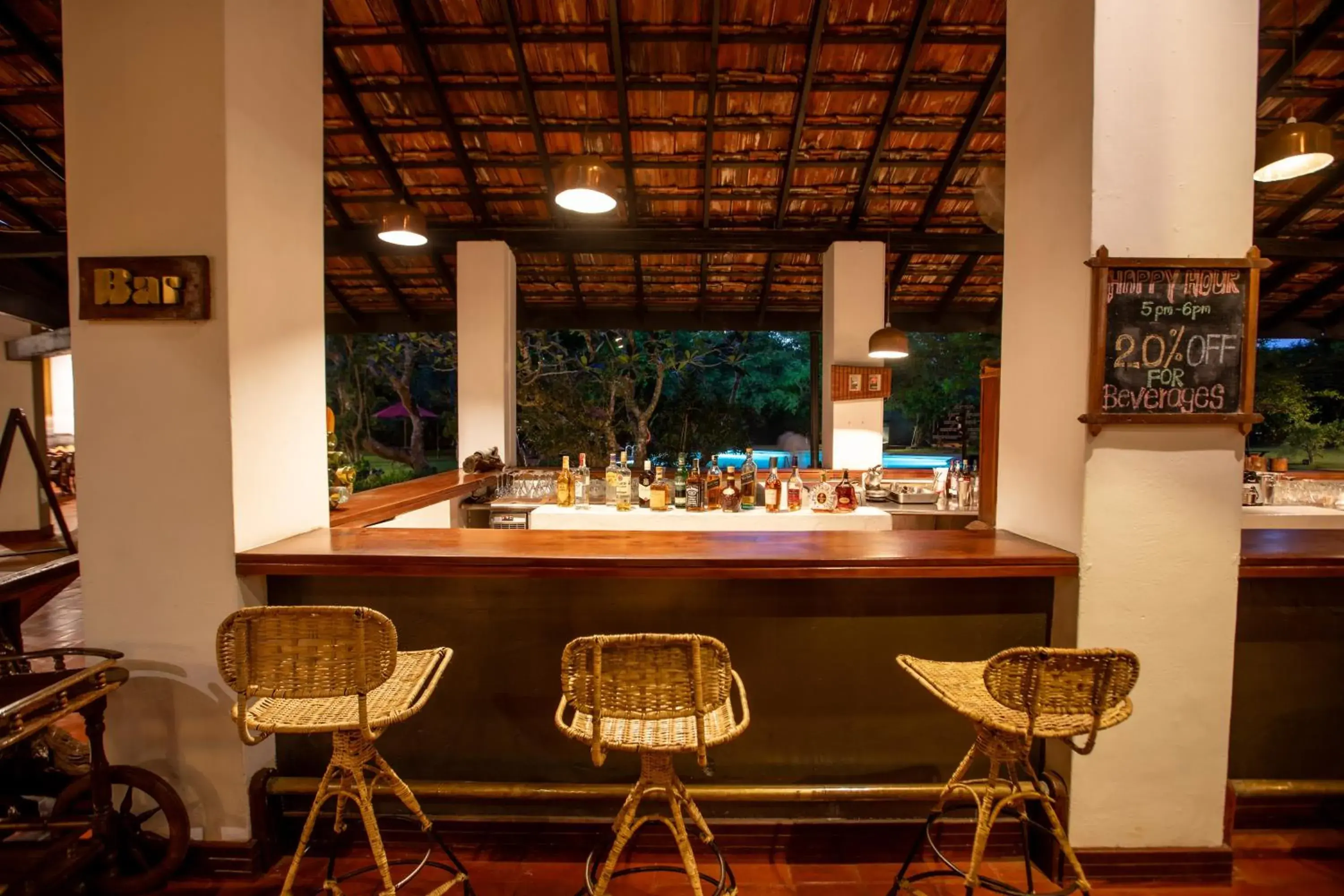 Lounge or bar in Sigiriya Village Lounge or bar in Sigiriya Village