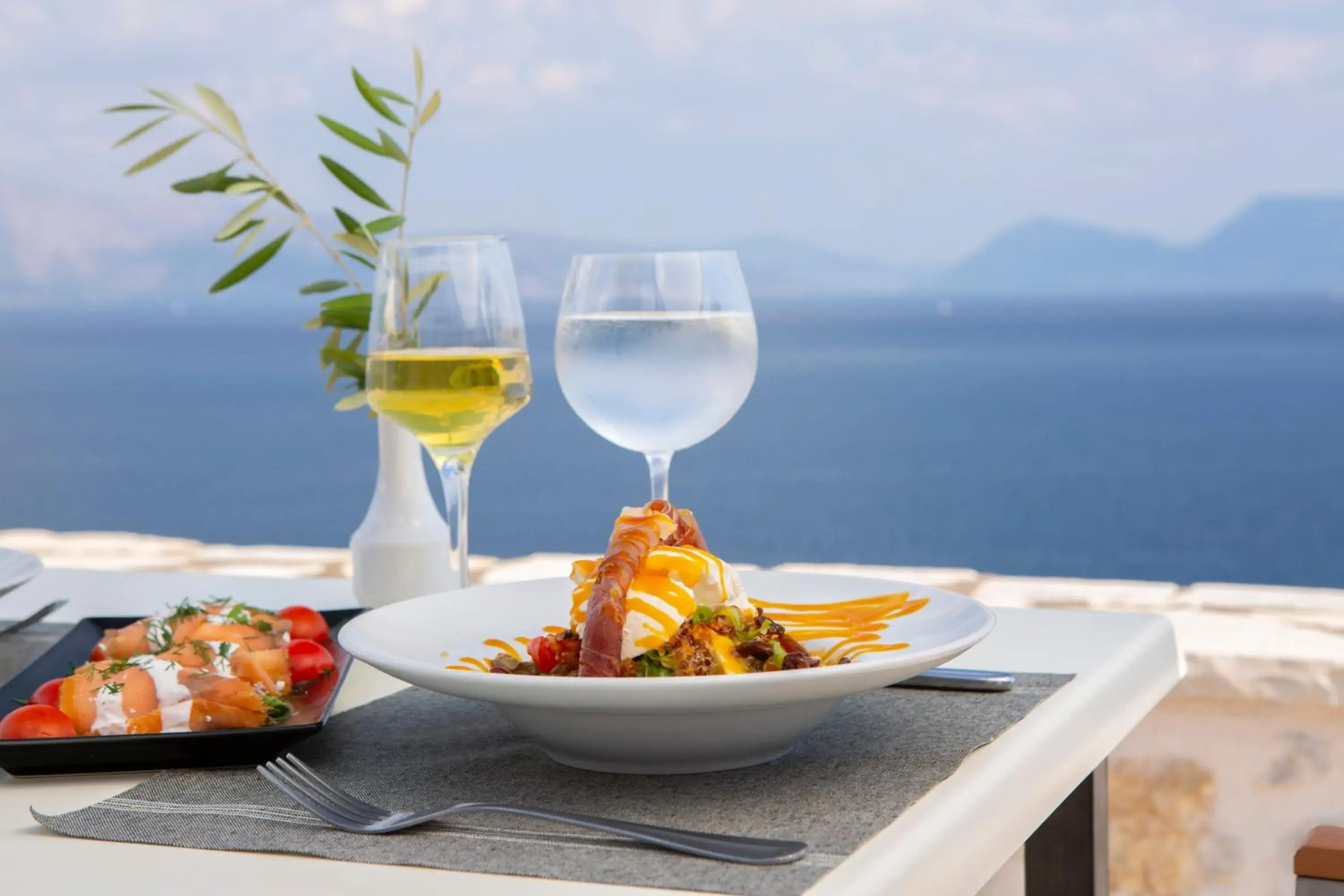 Restaurant/places to eat in Red Tower Hotel Restaurant/places to eat in Red Tower Hotel