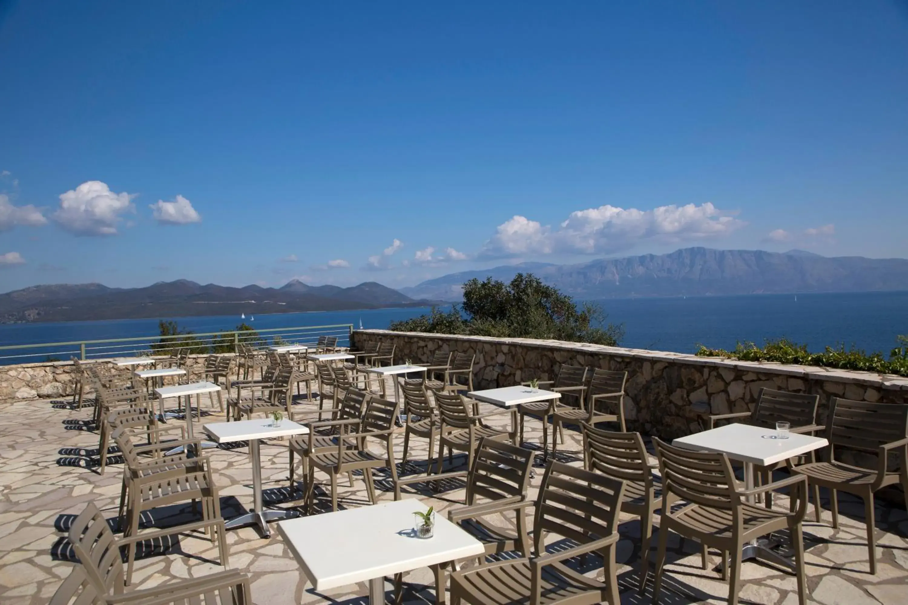 Restaurant/places to eat in Red Tower Hotel Restaurant/places to eat in Red Tower Hotel