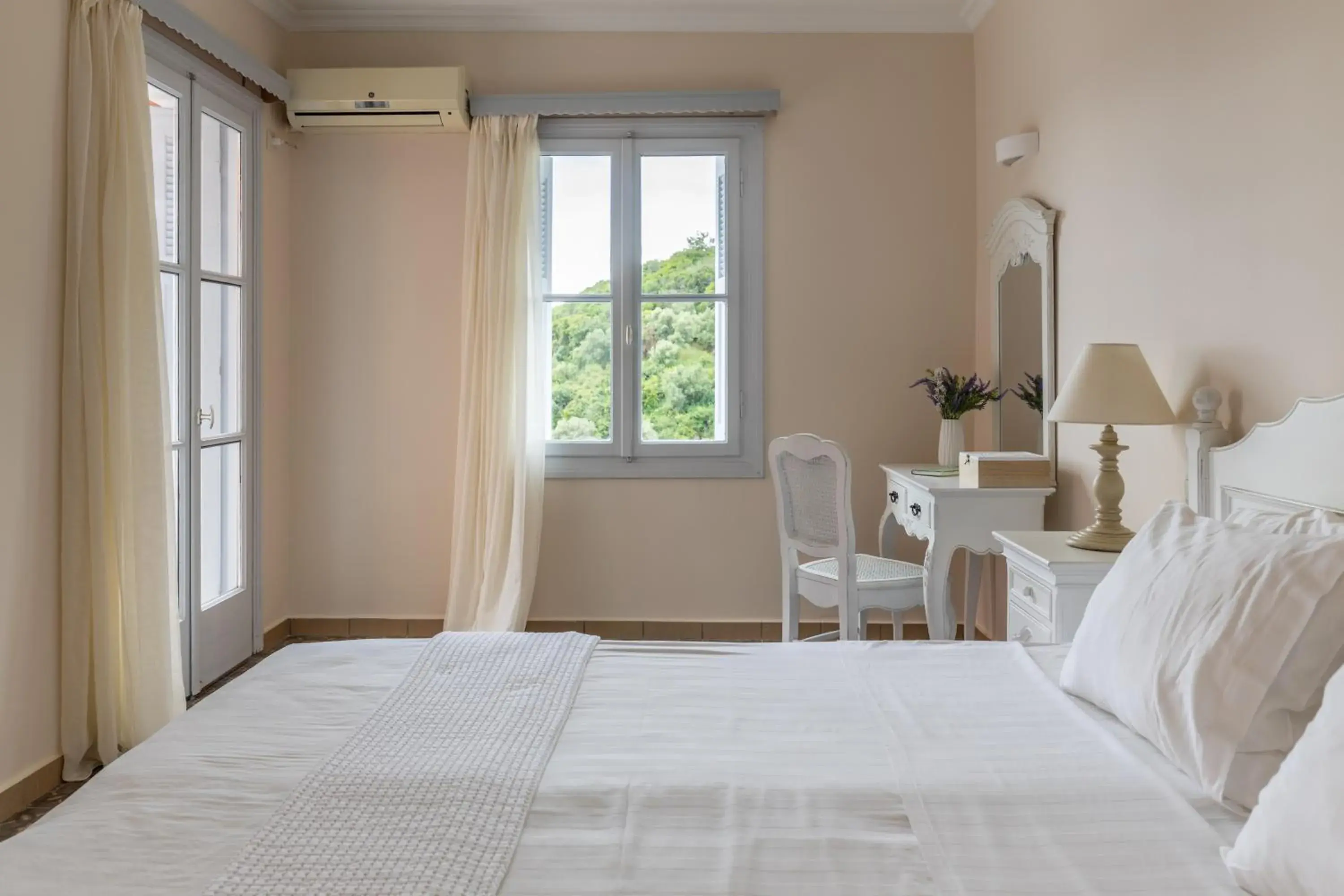 Family Apartment Sea View in Red Tower Hotel Family Apartment Sea View in Red Tower Hotel