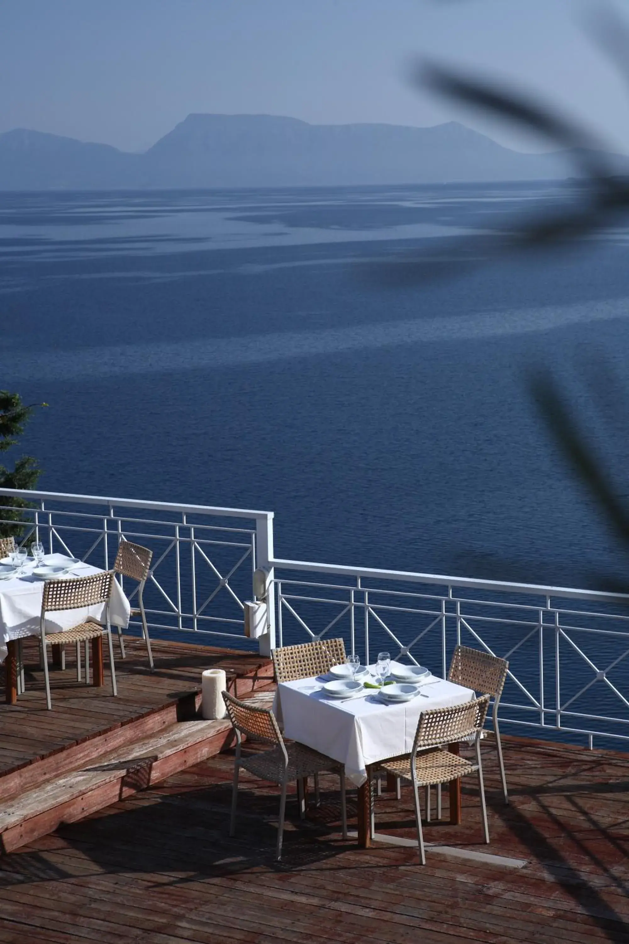 Restaurant/places to eat in Red Tower Hotel Restaurant/places to eat in Red Tower Hotel