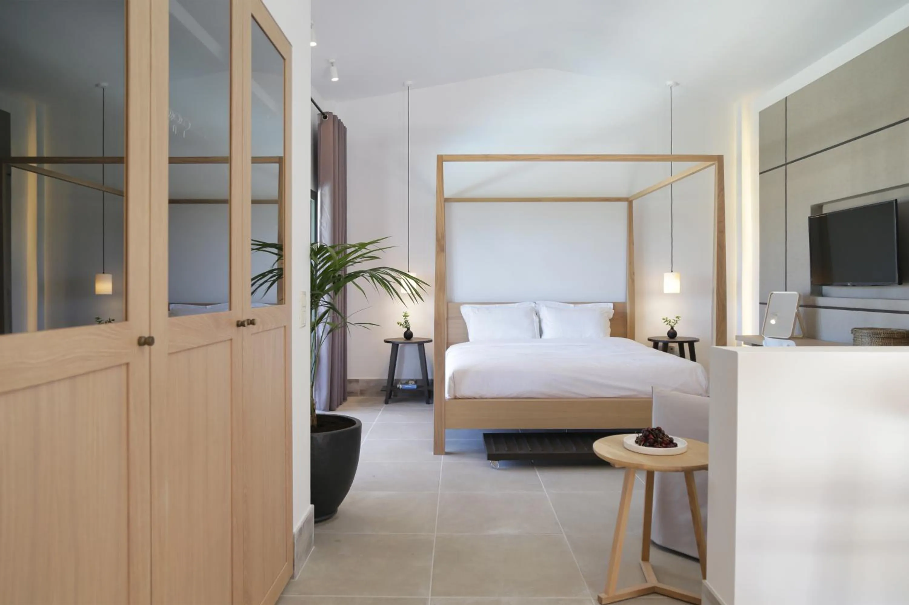 Photo of the whole room, Bed in Lena Mare Boutique Hotel