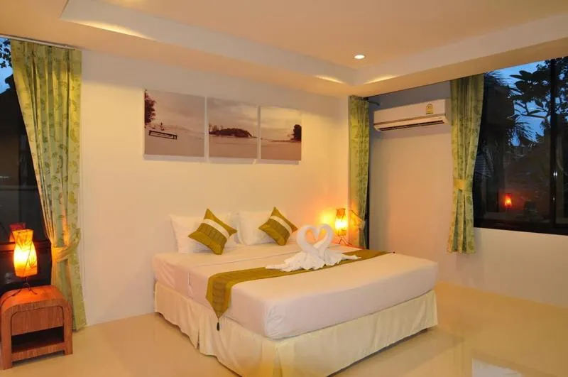 Bed in Samui Honey Tara Villa Residence