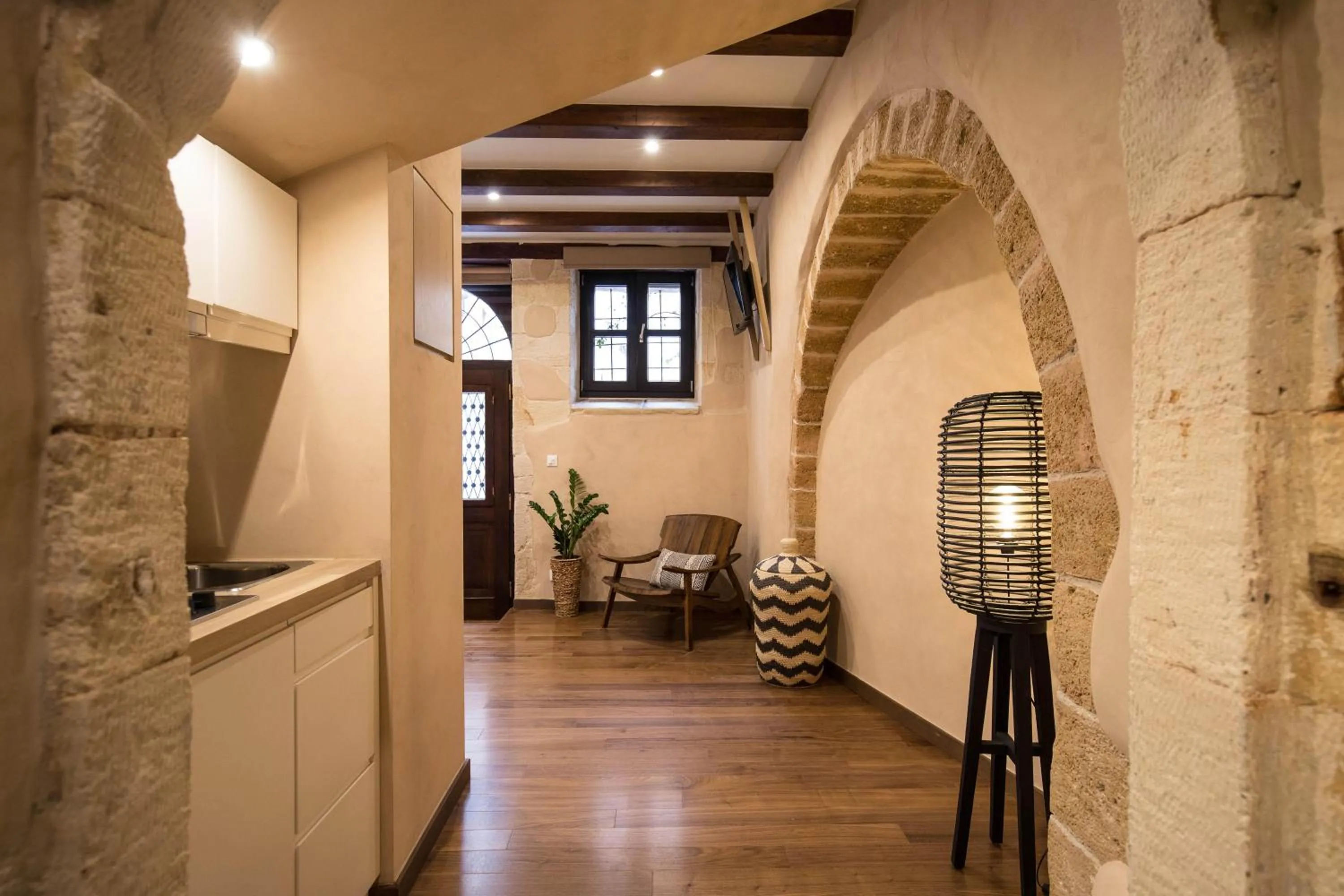 Kitchen or kitchenette in J&G Suites