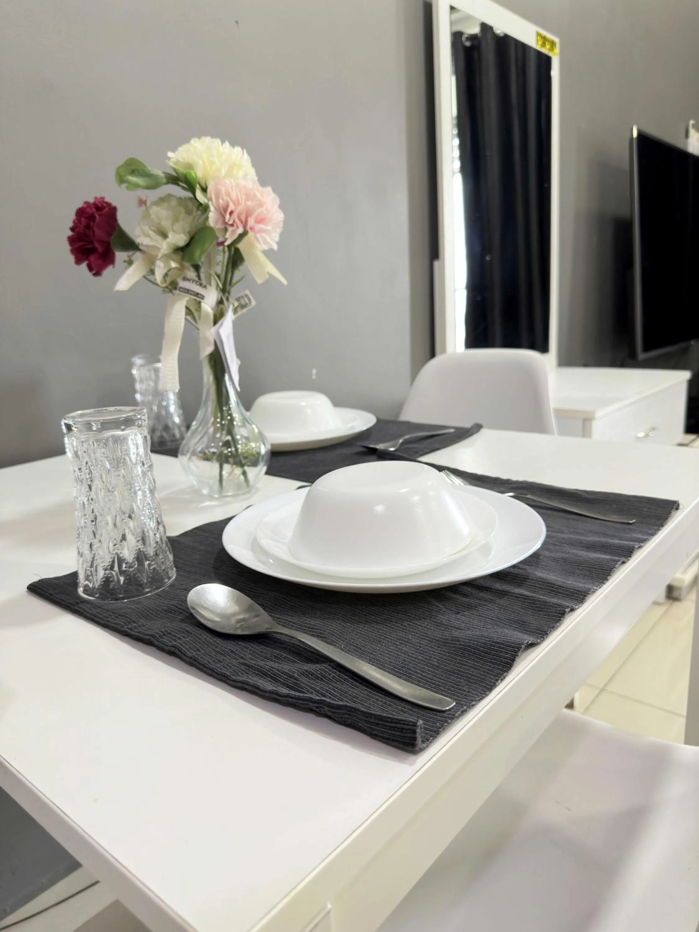 Dining area in Cahaya Qaira Homestay @ D'Perdana Kota Bharu