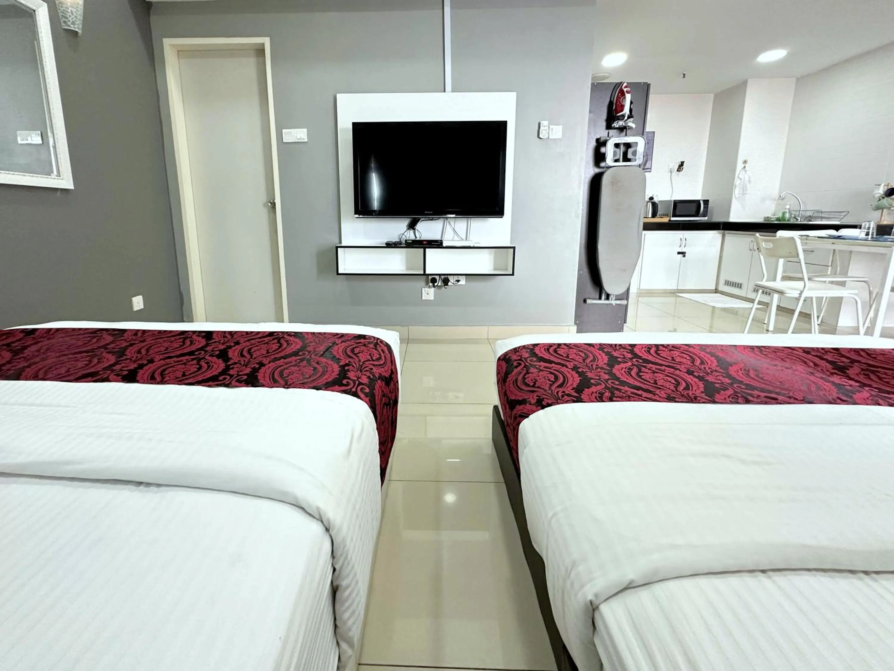 TV and multimedia, Bed in Cahaya Qaira Homestay @ D'Perdana Kota Bharu