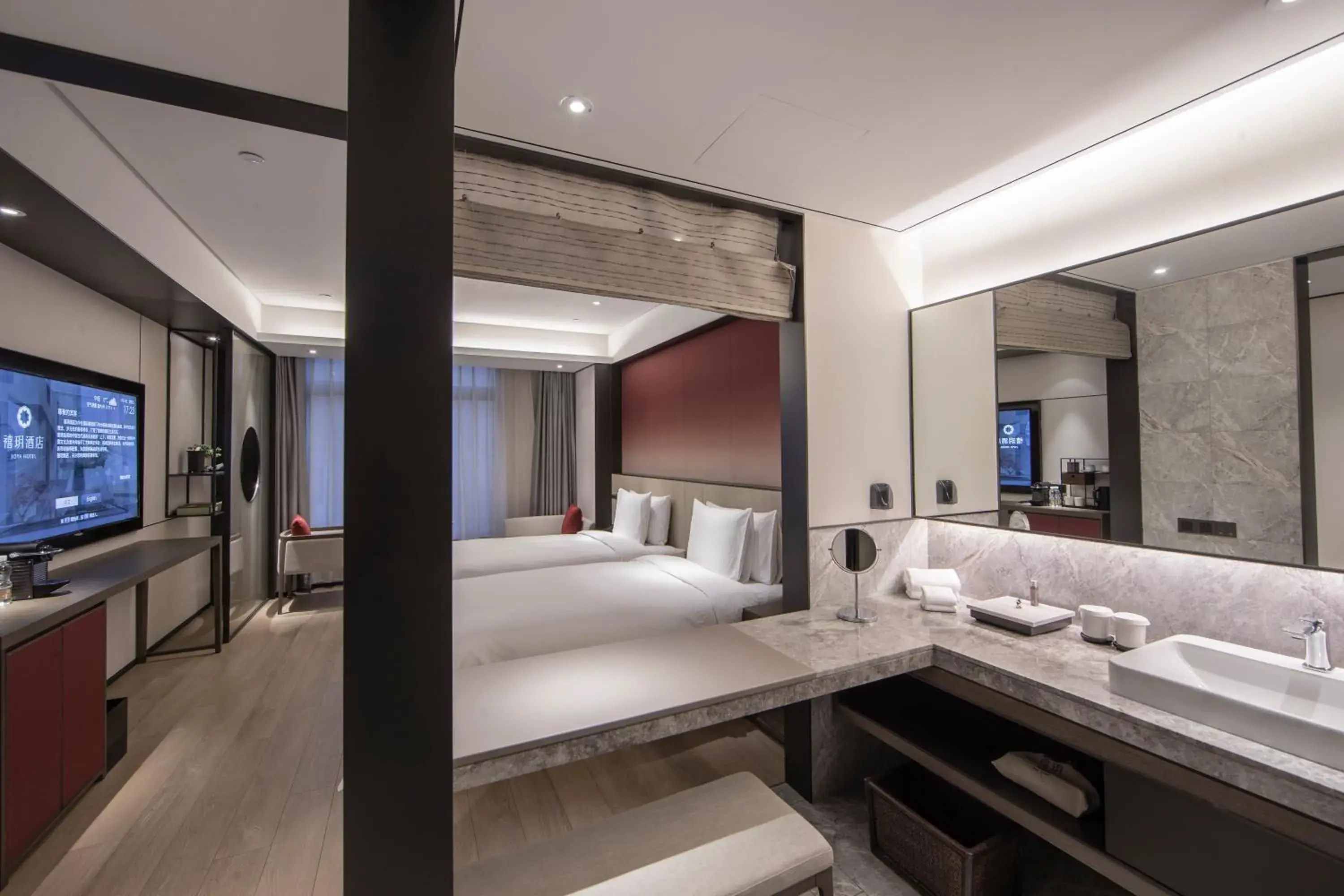 Deluxe Twin Room in Joya Shanghai Xujiahui Hotel Deluxe Twin Room in Joya Shanghai Xujiahui Hotel