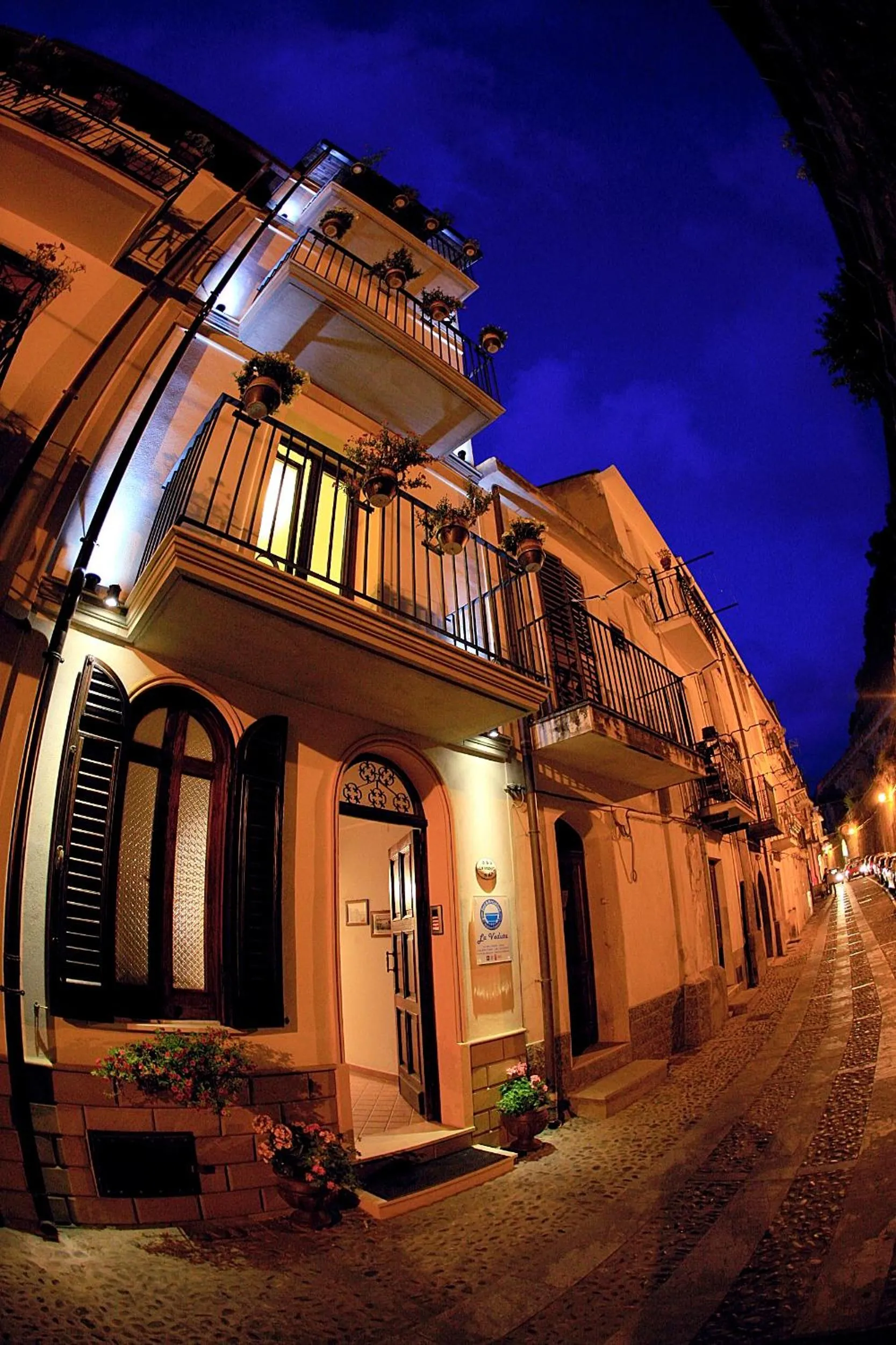 Facade/entrance in B&B La Veduta