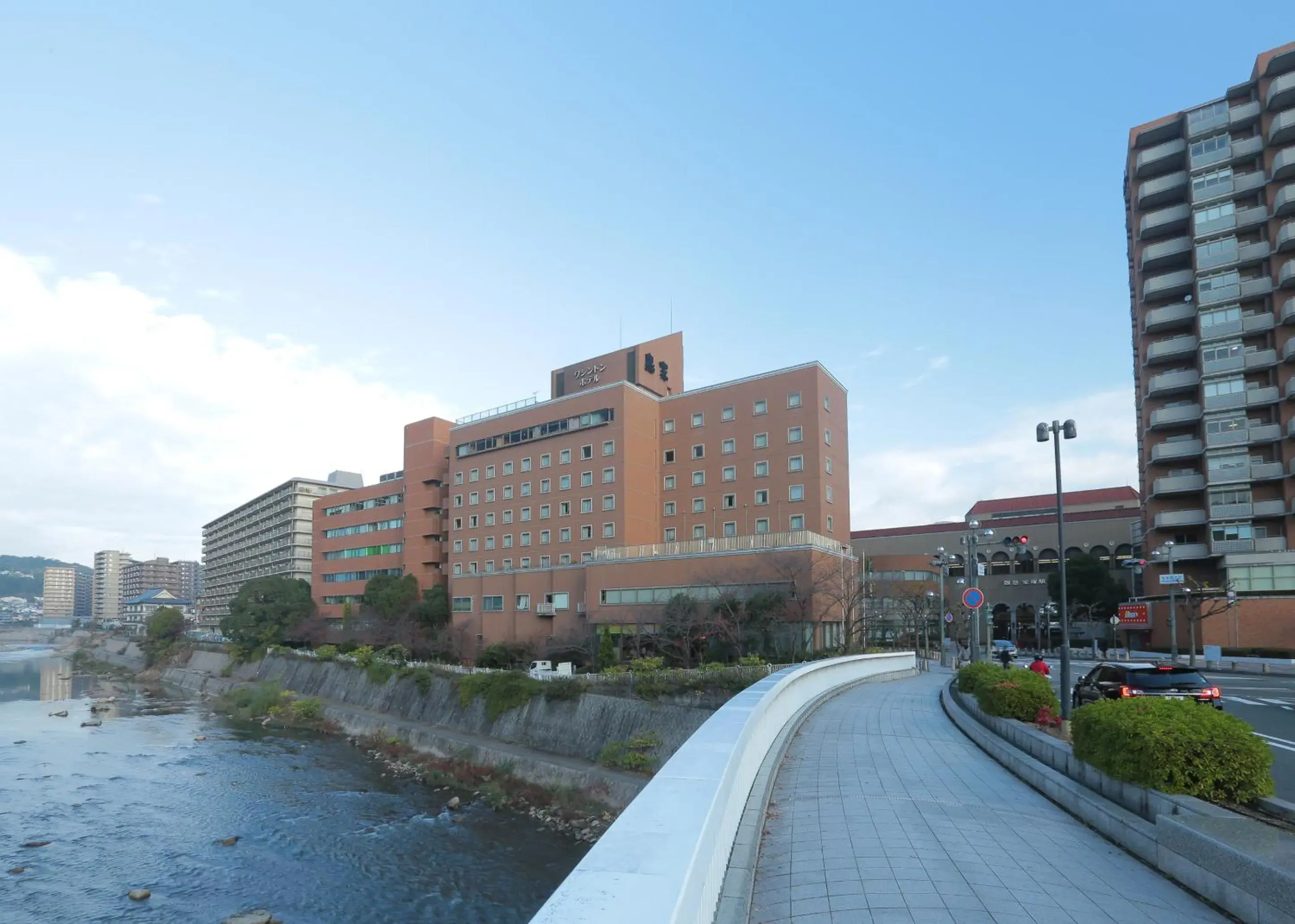 Property building in Takarazuka Washington Hotel Property building in Takarazuka Washington Hotel