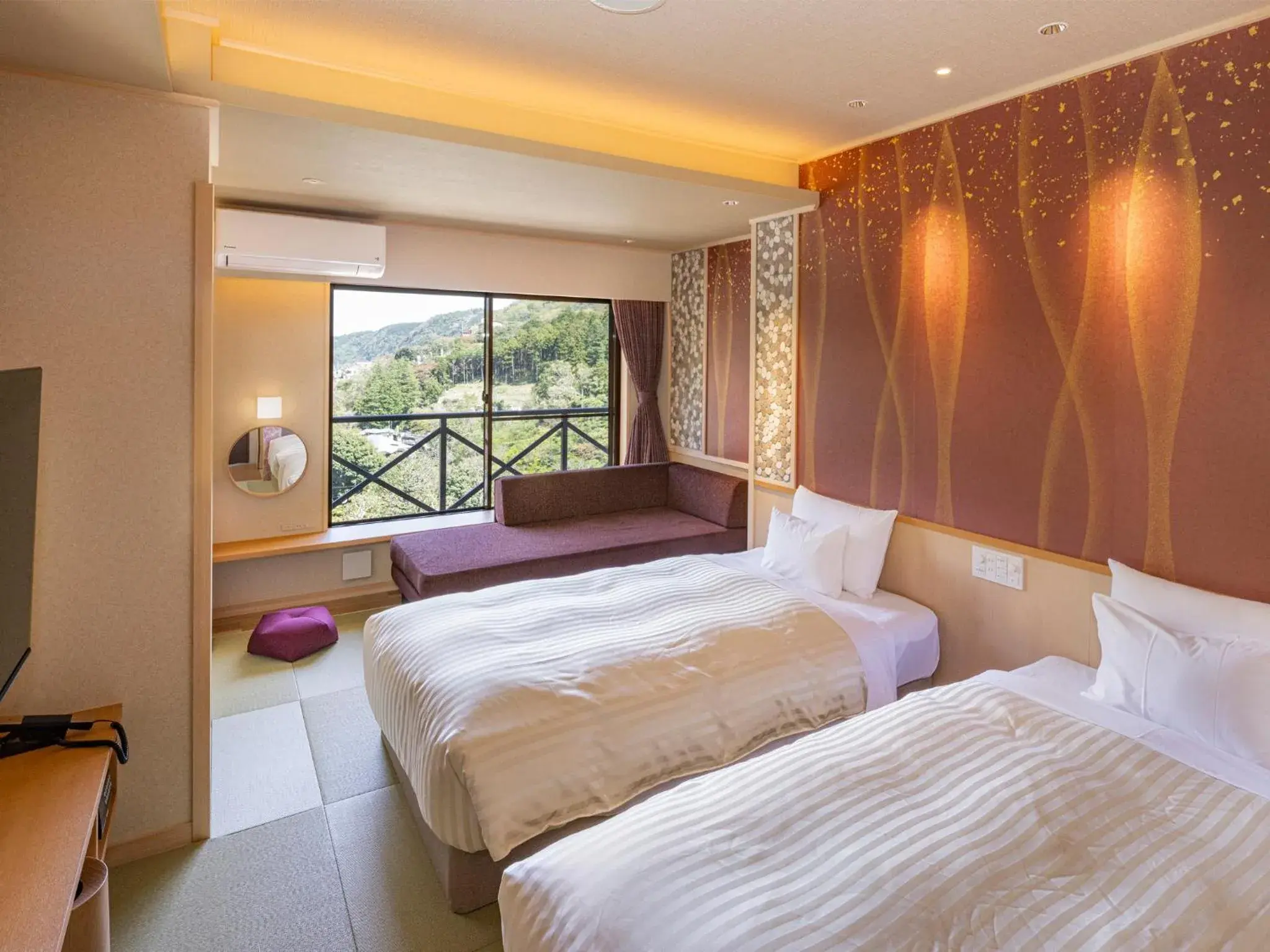 View (from property/room), Bed in Hakonenomori Okada View (from property/room), Bed in Hakonenomori Okada