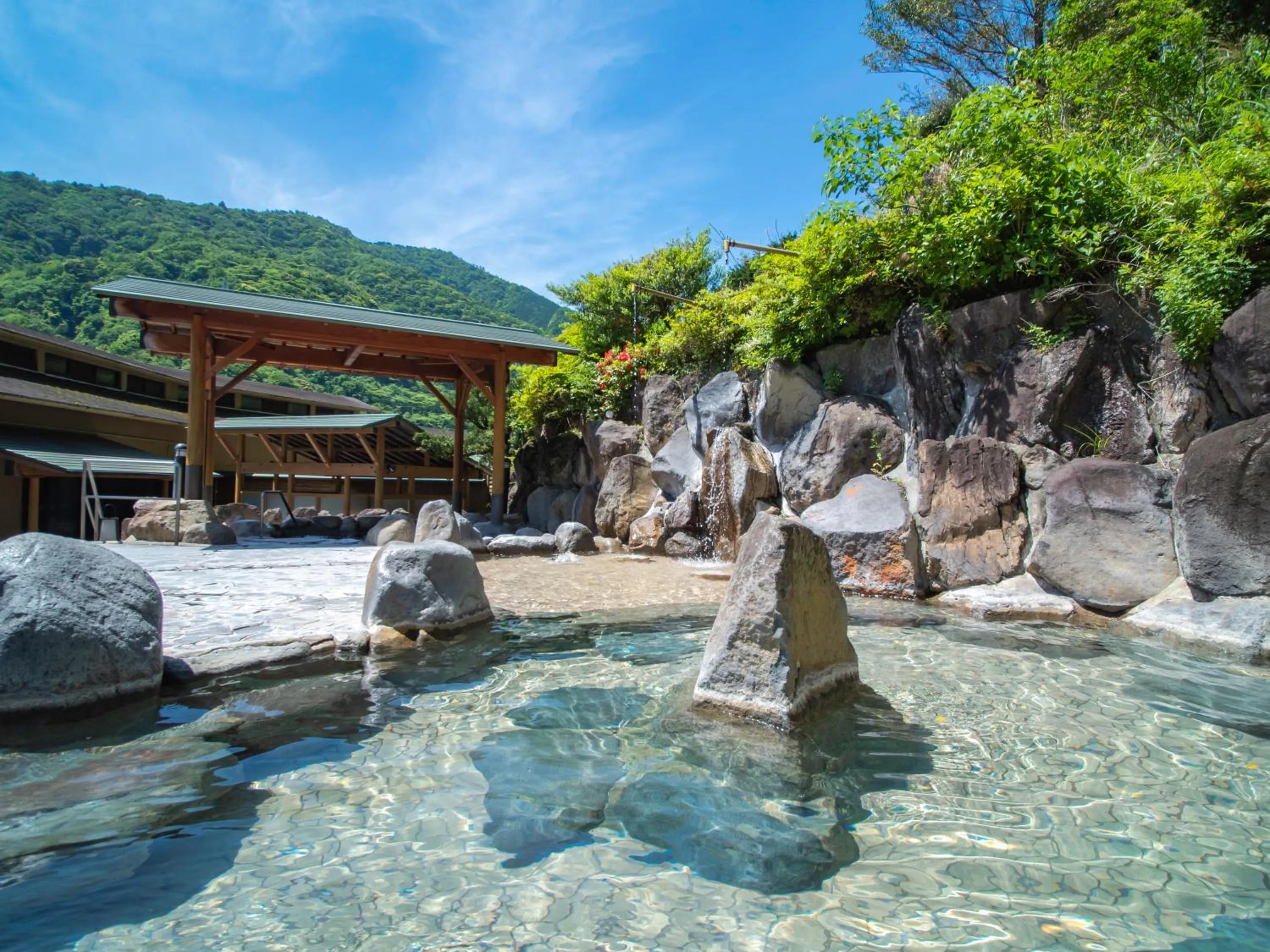 Hot Spring Bath in Hakonenomori Okada