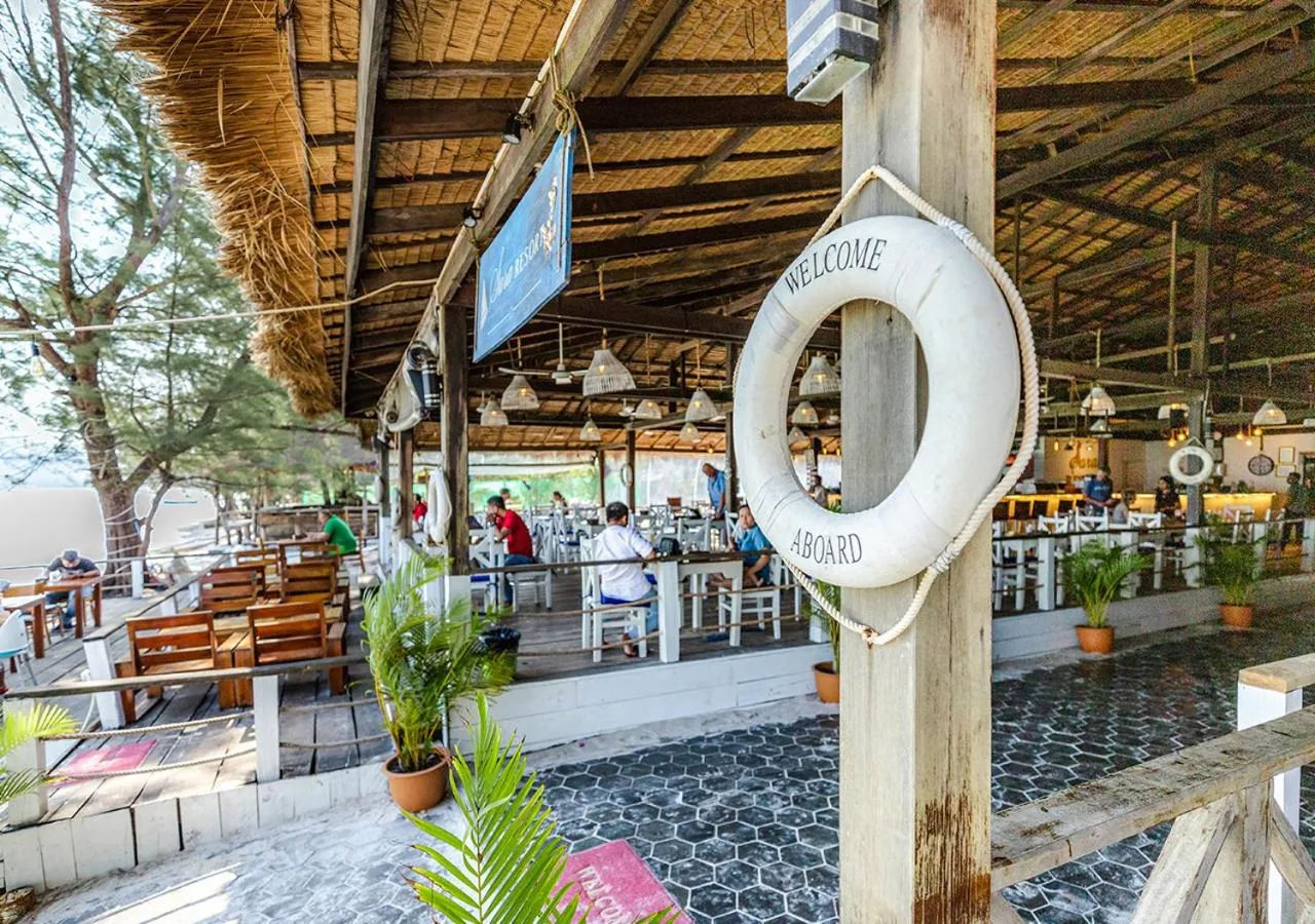 Restaurant/places to eat in Sara Resort