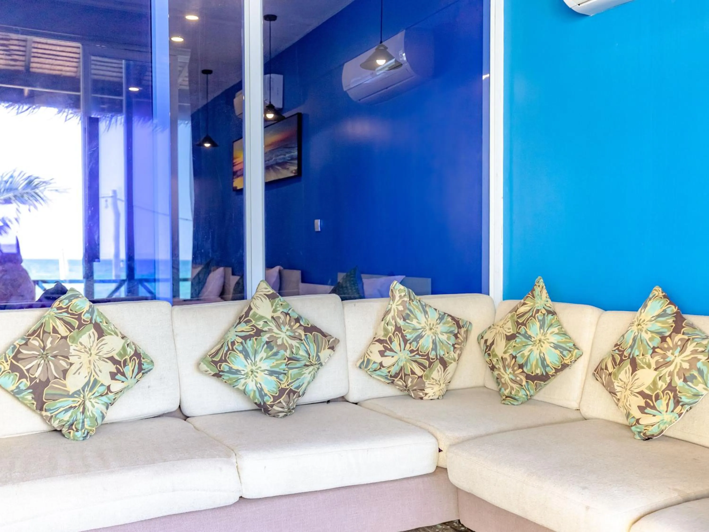 Seating area in Sara Resort