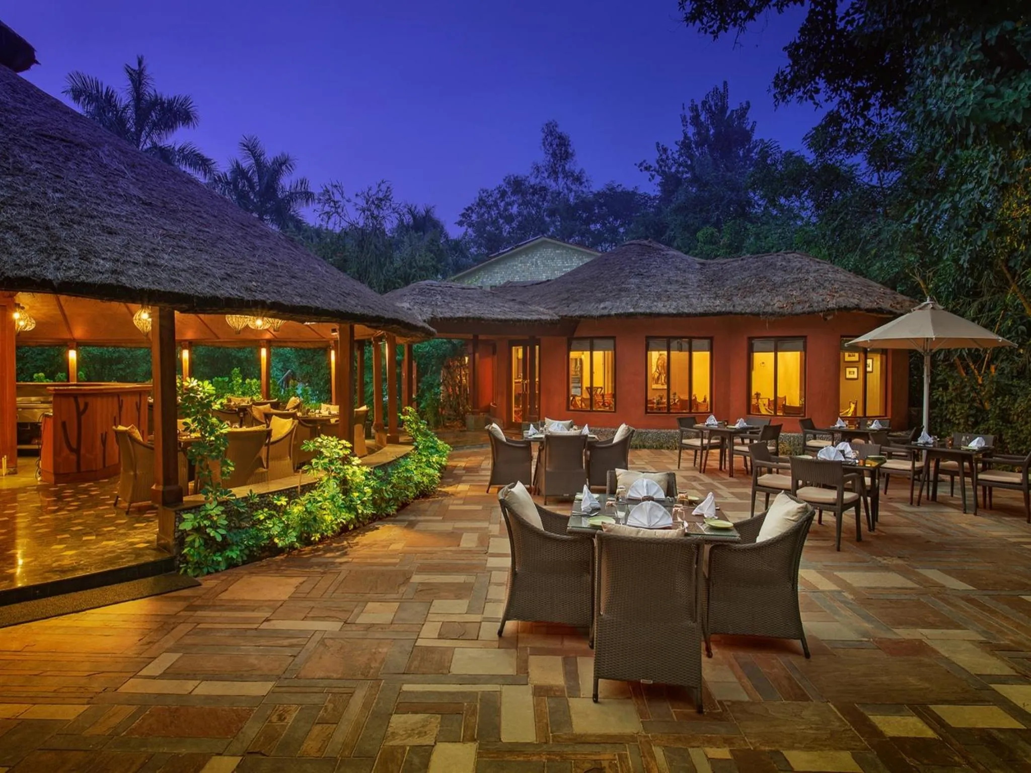 Lounge or bar in Taj Corbett Resort and Spa Uttarakhand