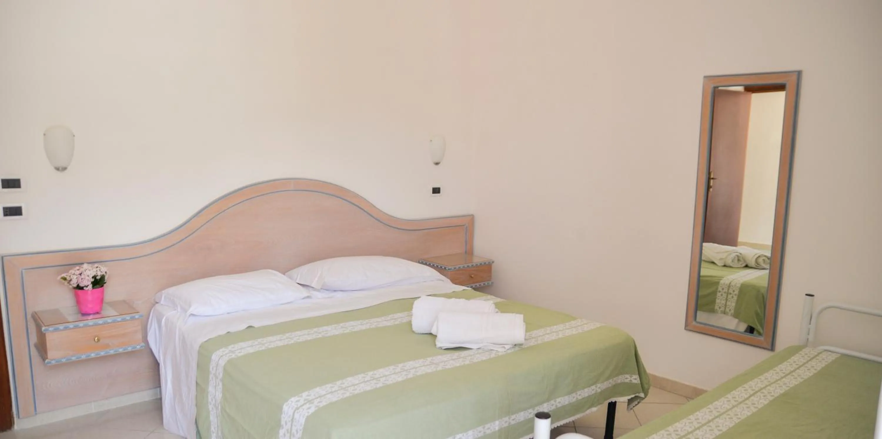 Photo of the whole room in Villa Erade