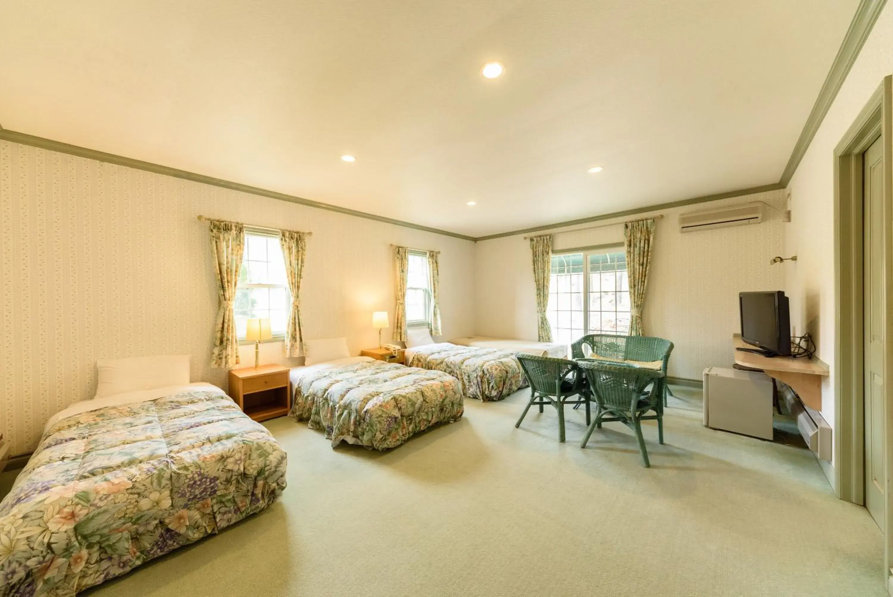 Quadruple Room - 2nd Annex in Ginga no Yado Kinoko2seigo Quadruple Room - 2nd Annex in Ginga no Yado Kinoko2seigo