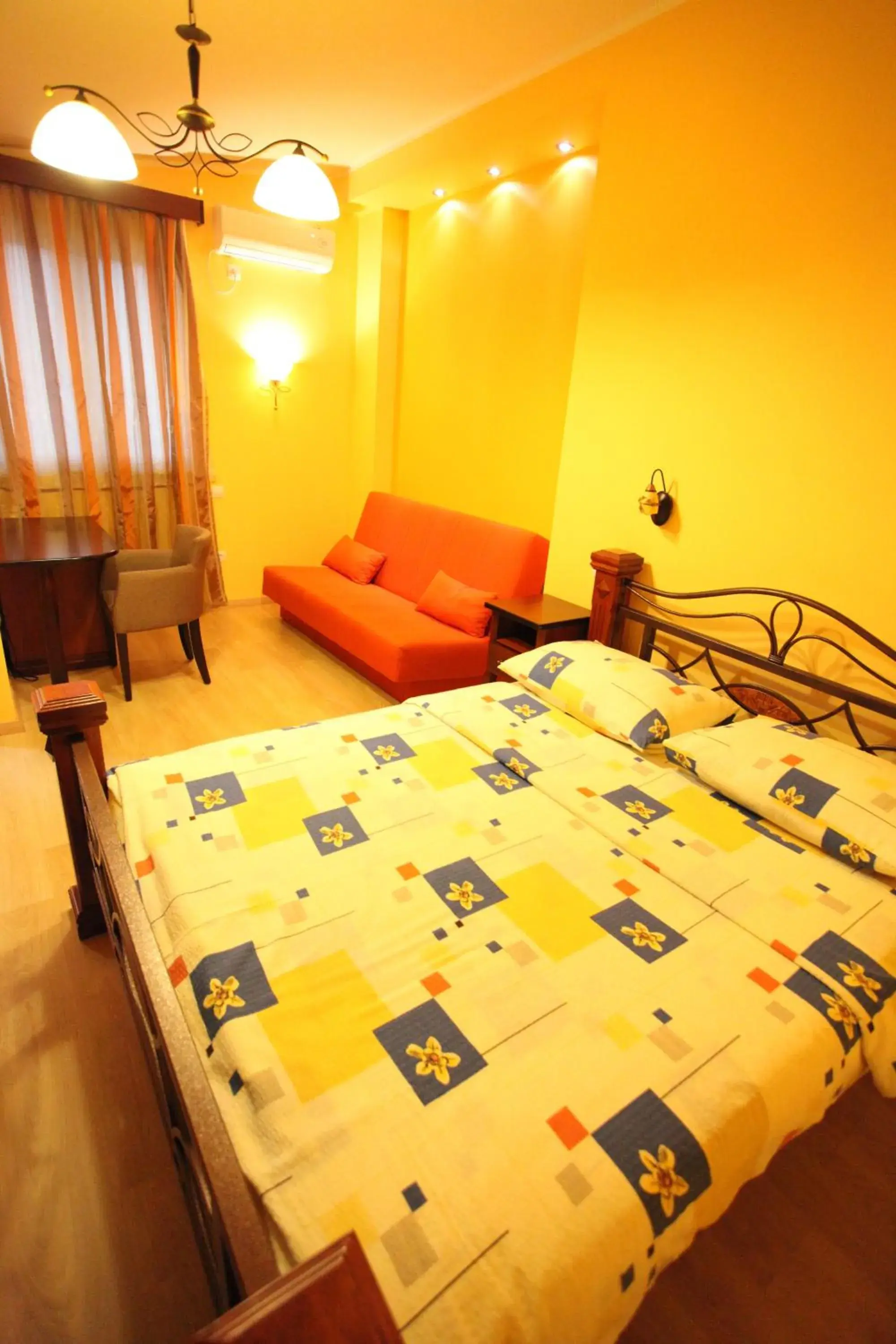 View (from property/room), Bed in Hotel Laguna View (from property/room), Bed in Hotel Laguna