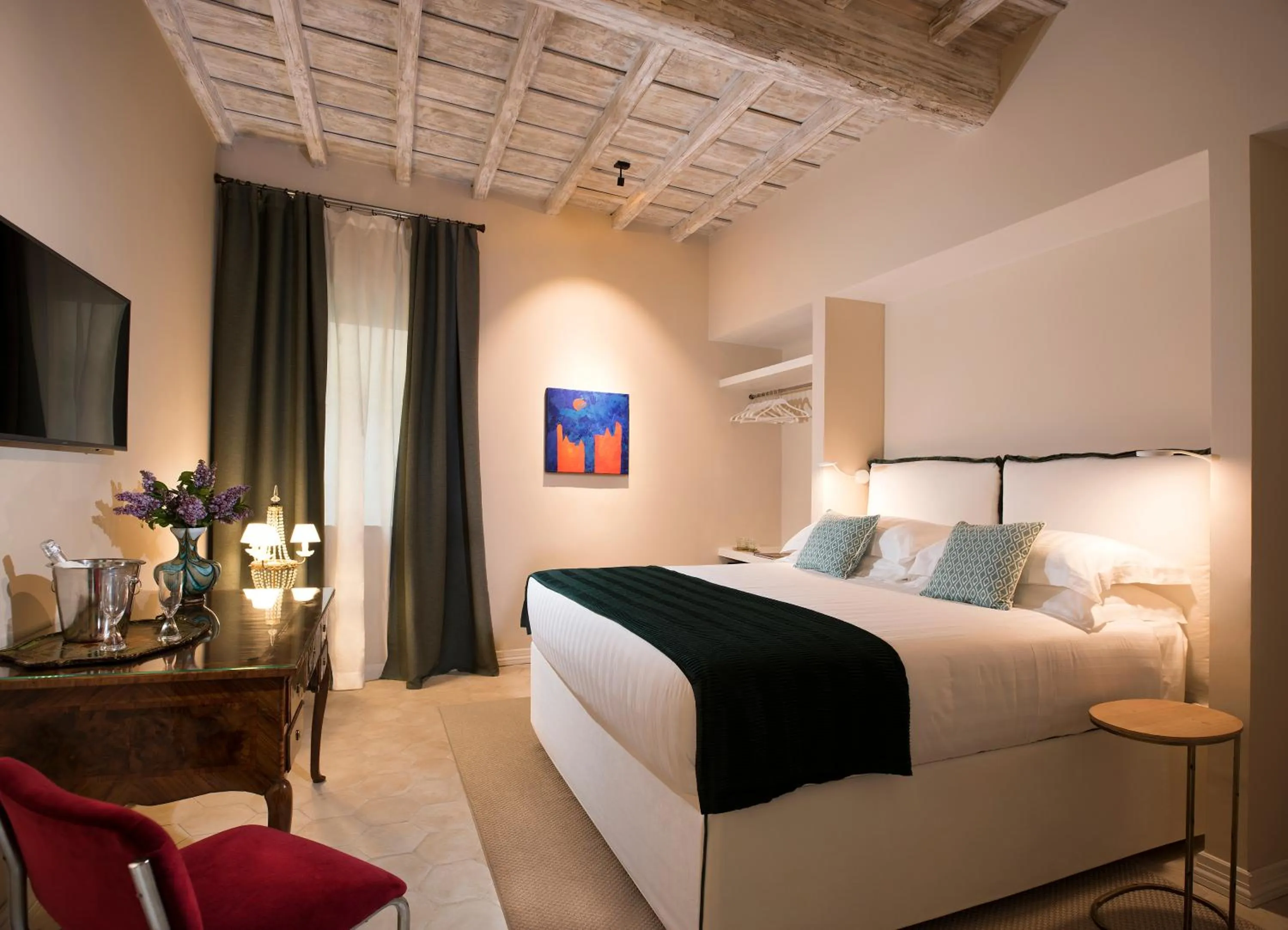 Bed in Palazzo Caruso