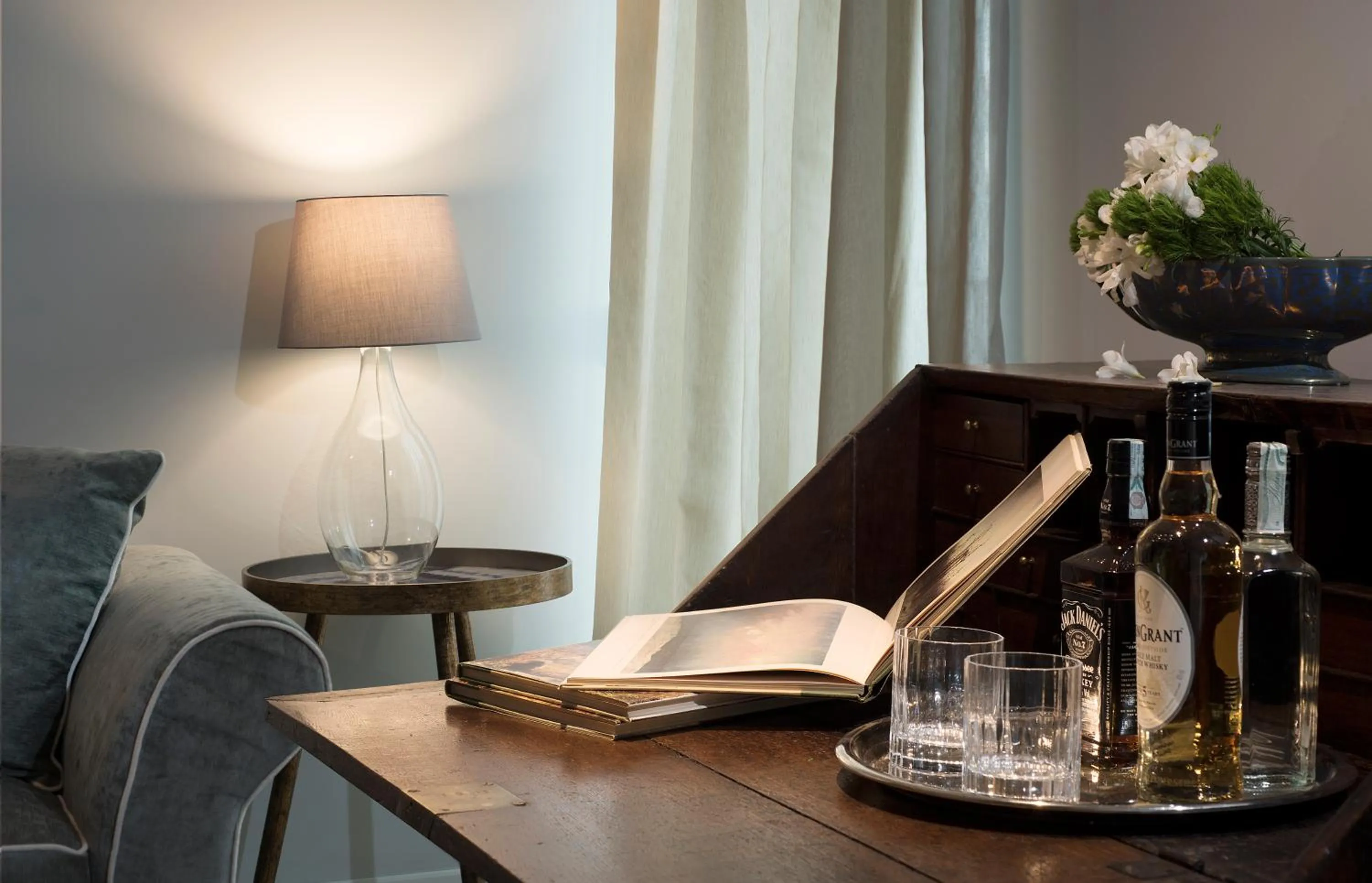 Photo of the whole room in Palazzo Caruso